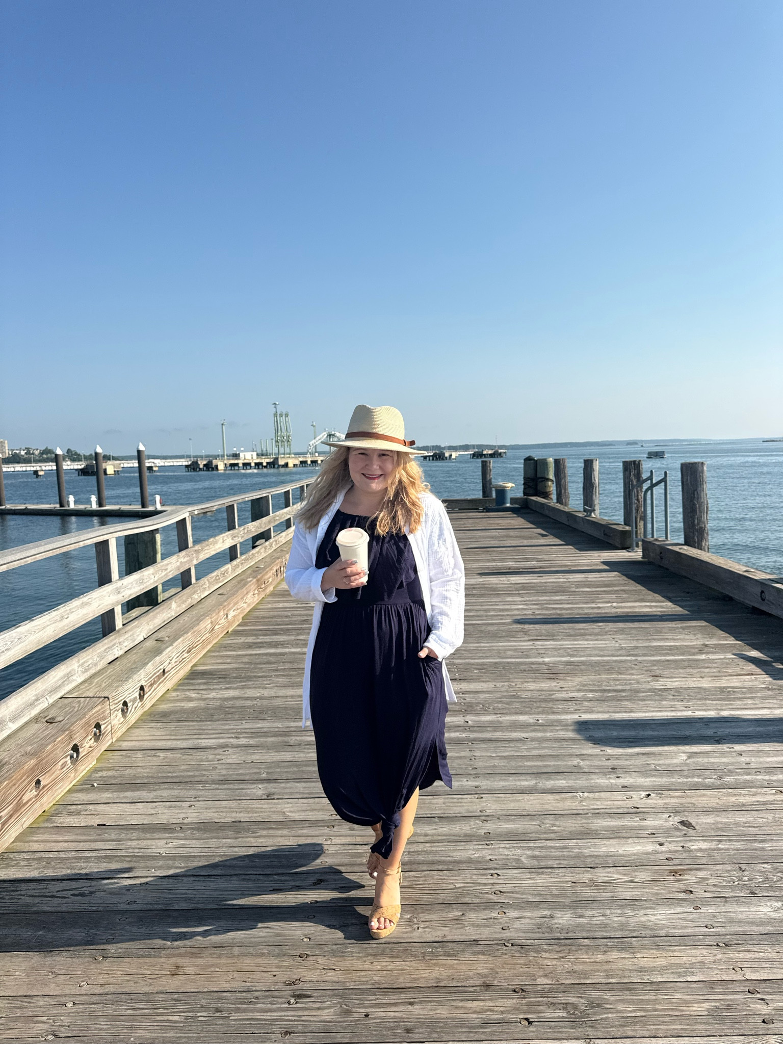 Thursday ootd love this Amazon dress and it has pockets!

#LTKootd #LTKPetite #LTKWorkwear