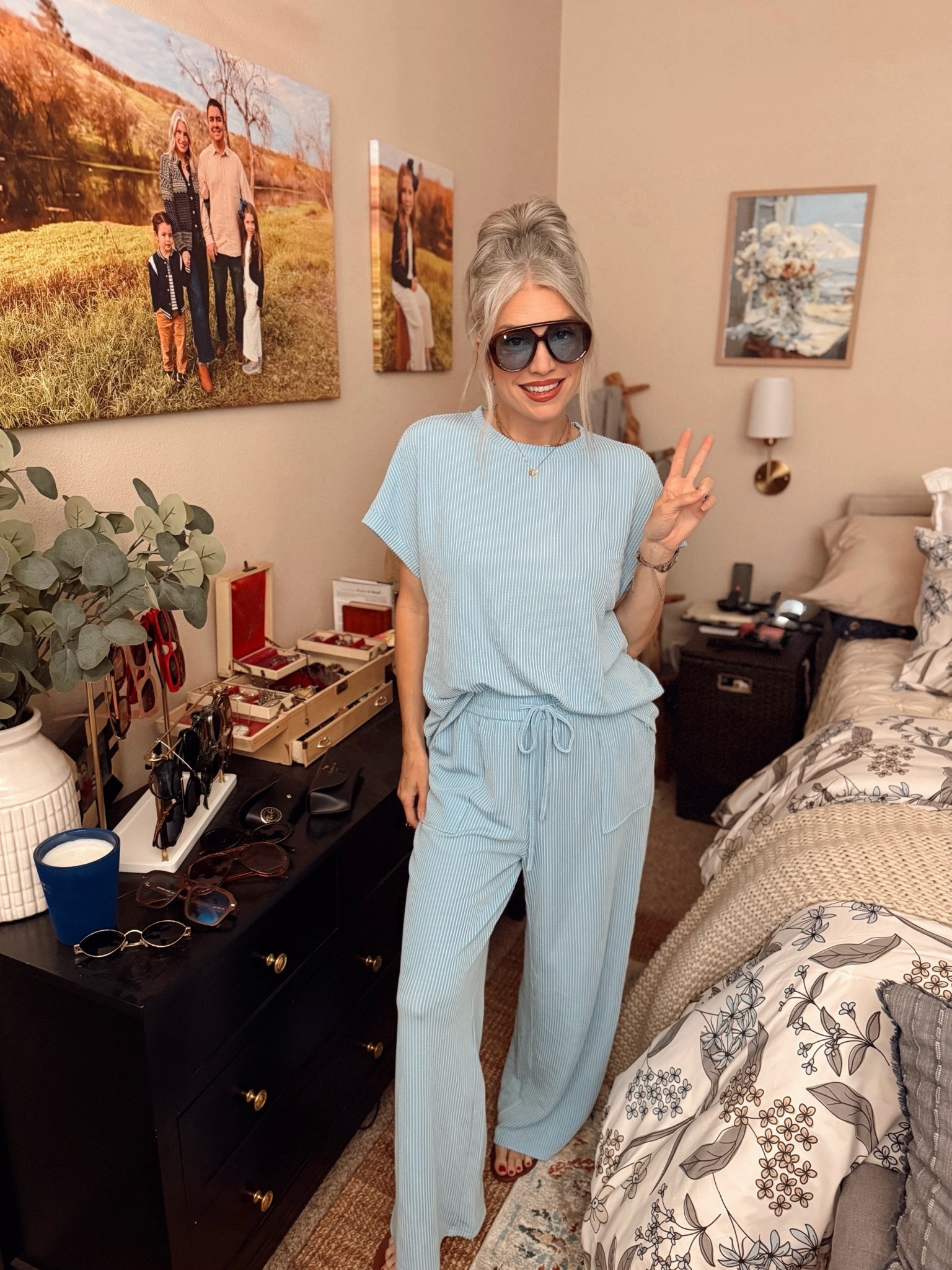 Mom outfit of the day!

#LTKootd #LTKgrwm #LTKmomlife