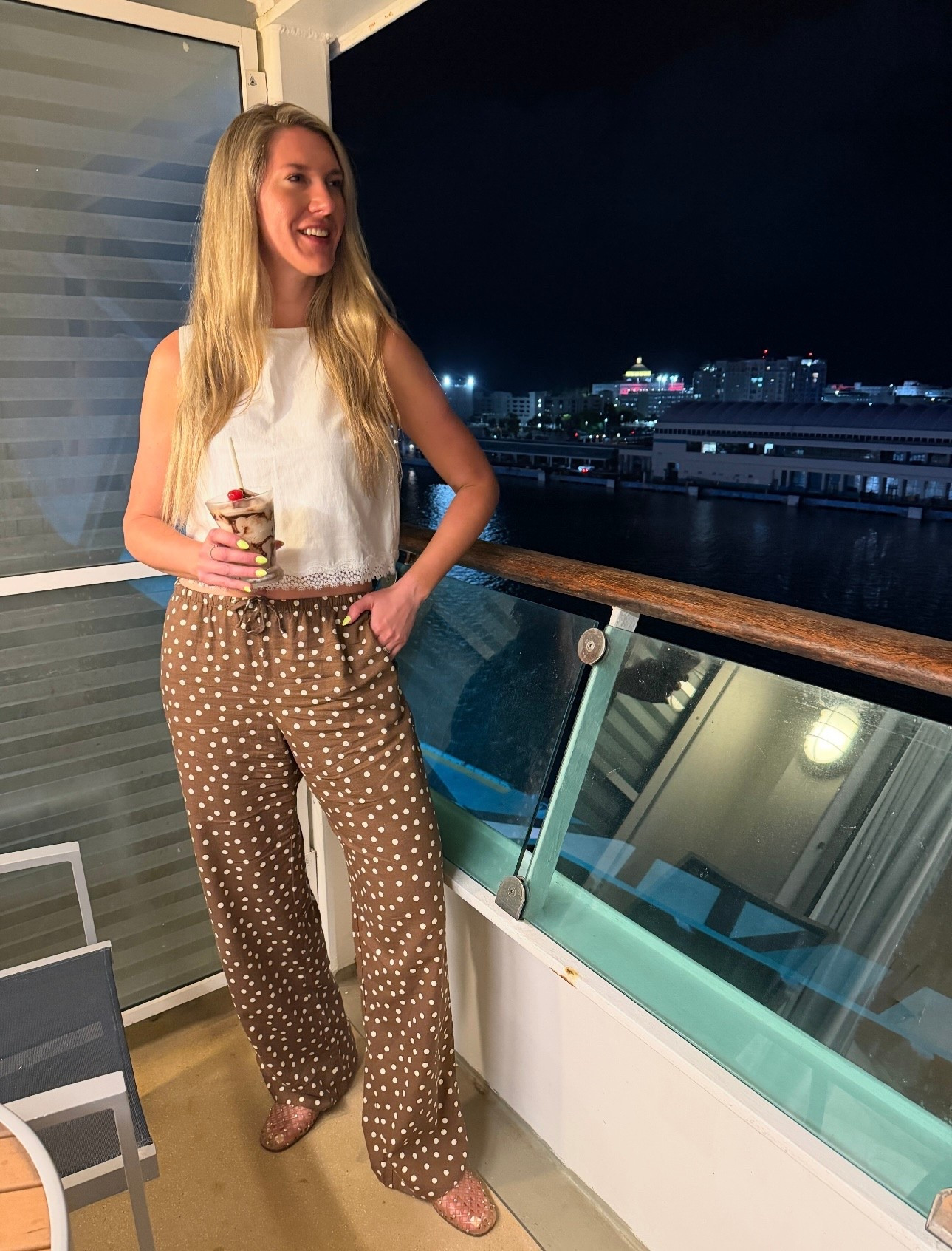 Wearing my true medium

Beach pants, linen blend pants, vacation wear, linen tank top, summer outfit

#LTKTravel #LTKTall #LTKSeasonal