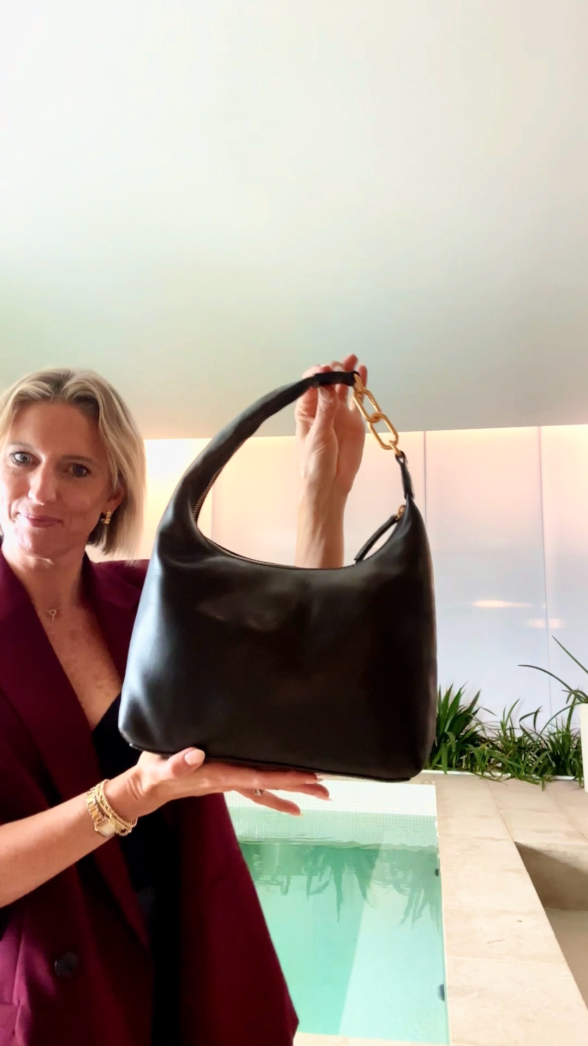 I love a bag that is multifunctional!! Use it as an across body bag or remove the section, join the clips together, and wear it is a shoulder bag!!

Full leather and under $200…. yes please!!! Also available in burgundy and snake print.. Love! 

#Bag #Handbag #BlackBag #LeatherBag #ShoulderBag #Accessories #accessory

#LTKstyletip #LTKautumn #LTKbag