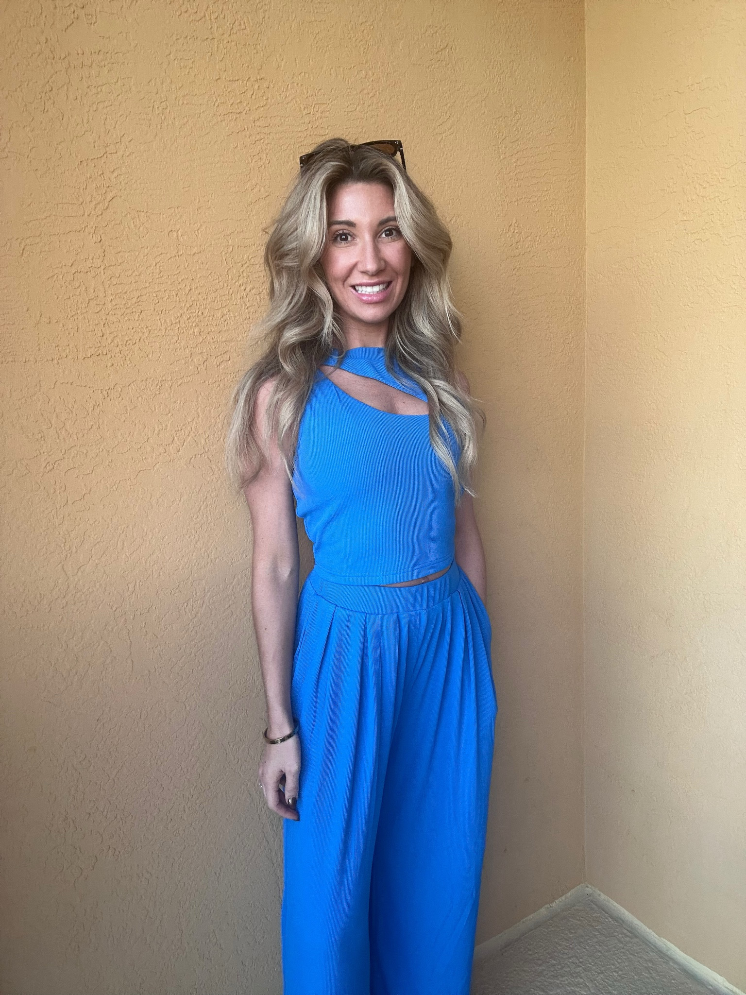 Loveeeee this set! Literally feels like you're wearing a sweatsuit. Comes in lots of colors 🥂

#LTKActive #LTKFitness #LTKSaleAlert