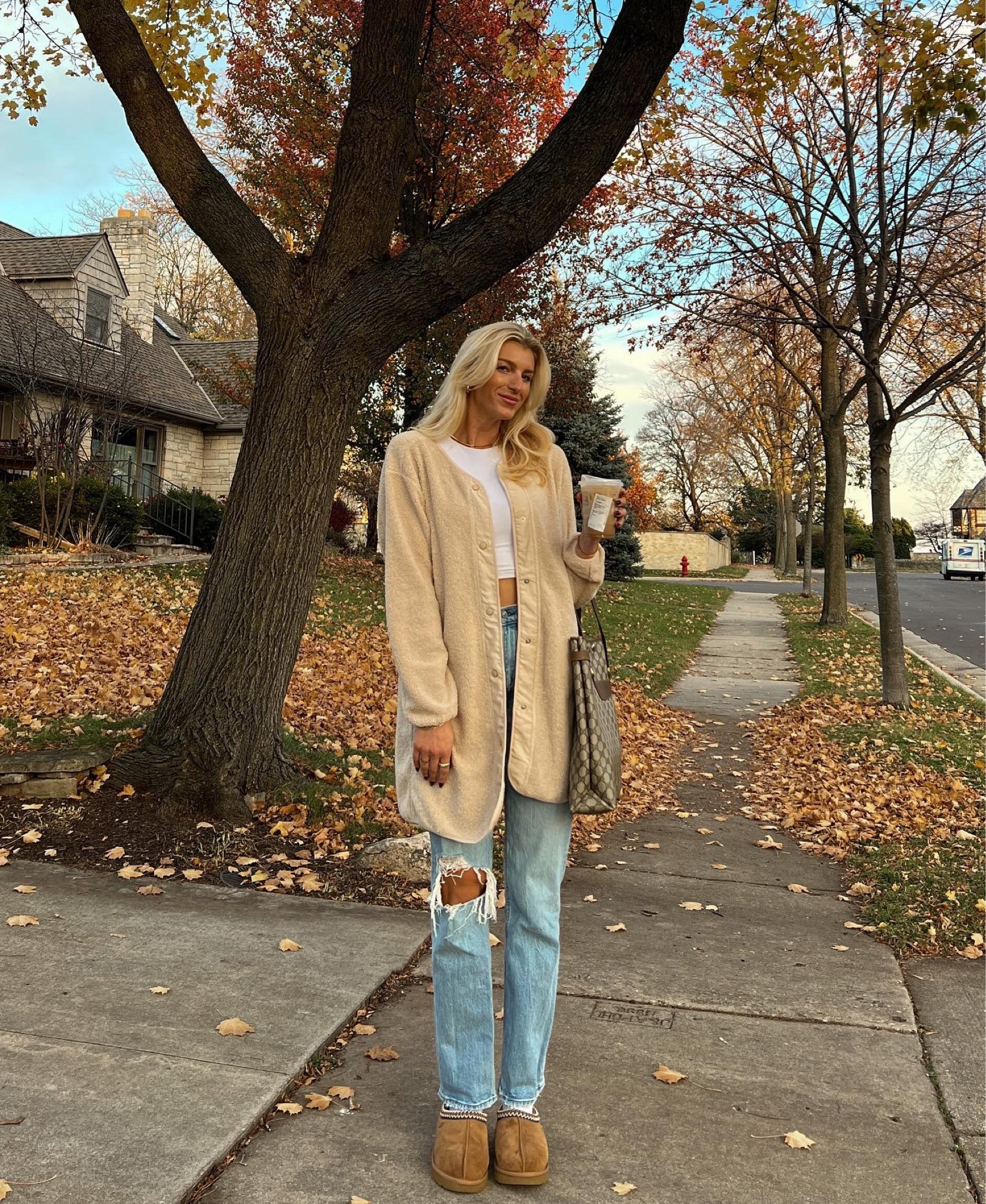 fall cozy look 
- sherpa jacket shop land code JACLYN20 
- jeans abercrombie 4 long 
- shoes uggs 

#LTKSeasonal #LTKHoliday #LTKstyletip
