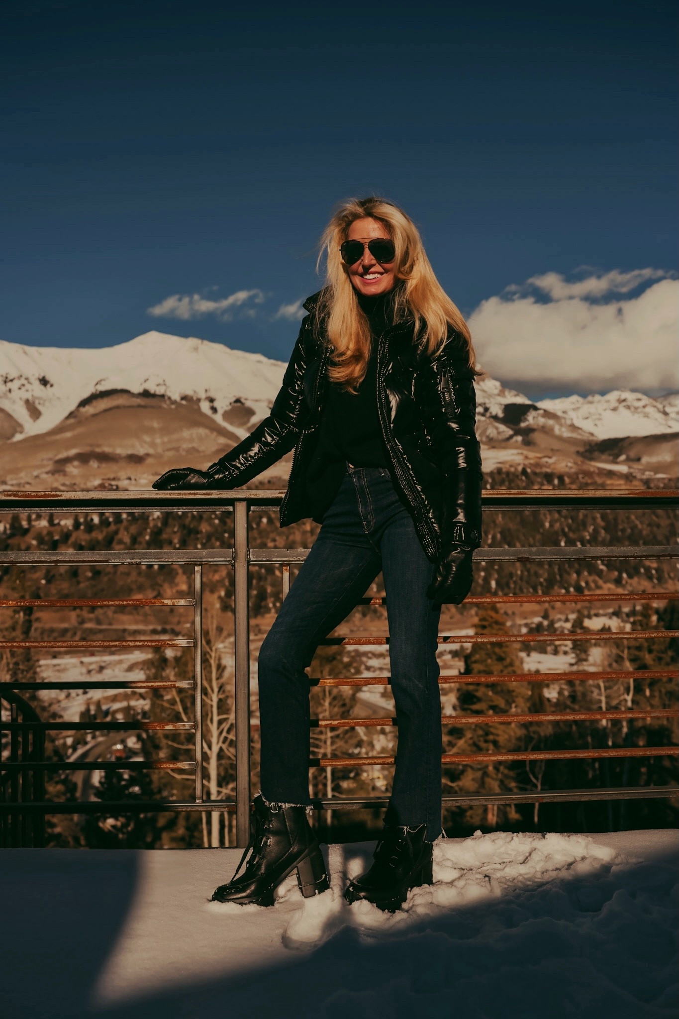 This gorgeous, sporty down puffer by SAM. New York has been my go-to puffer jacket for YEARS. Not only is it super chic, it's also very warm and wind and water-resistant. I've even worn it to ski! Fit runs true to size. I’m wearing an xs.

~Erin xo 

#LTKSeasonal