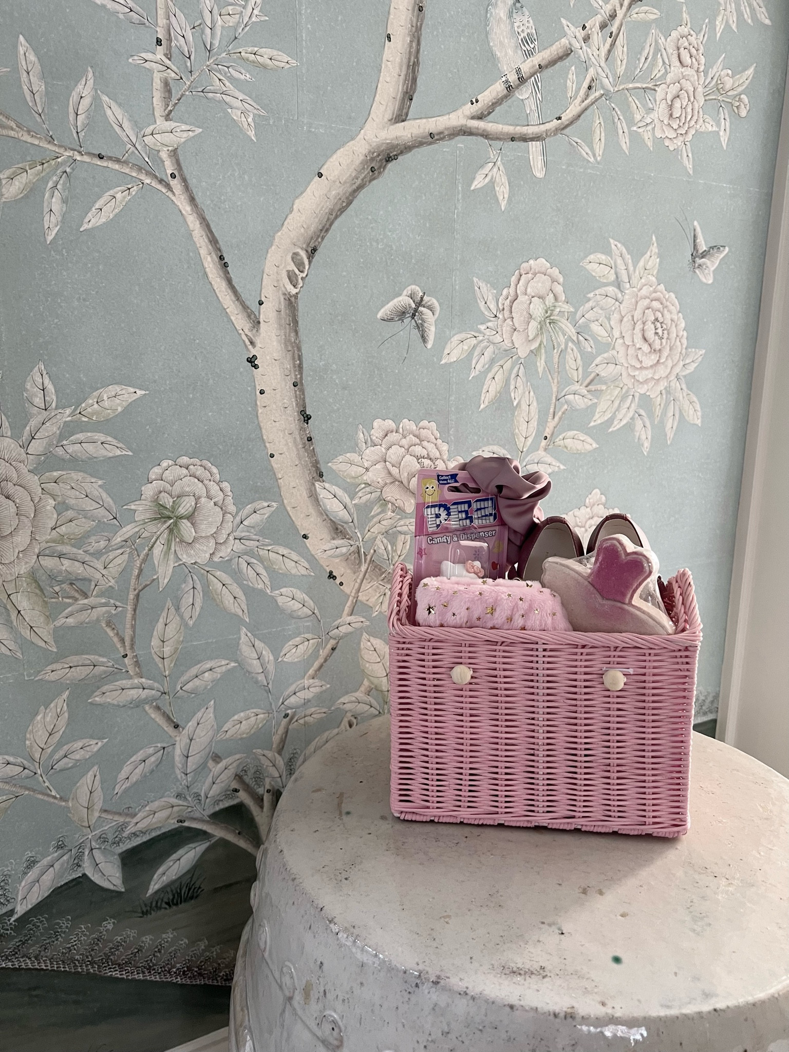 Valentine’s Day gift ideas for your little girl!

Girls gift ideas 
Valentines basket

#LTKGiftGuide #LTKkids #LTKunder50