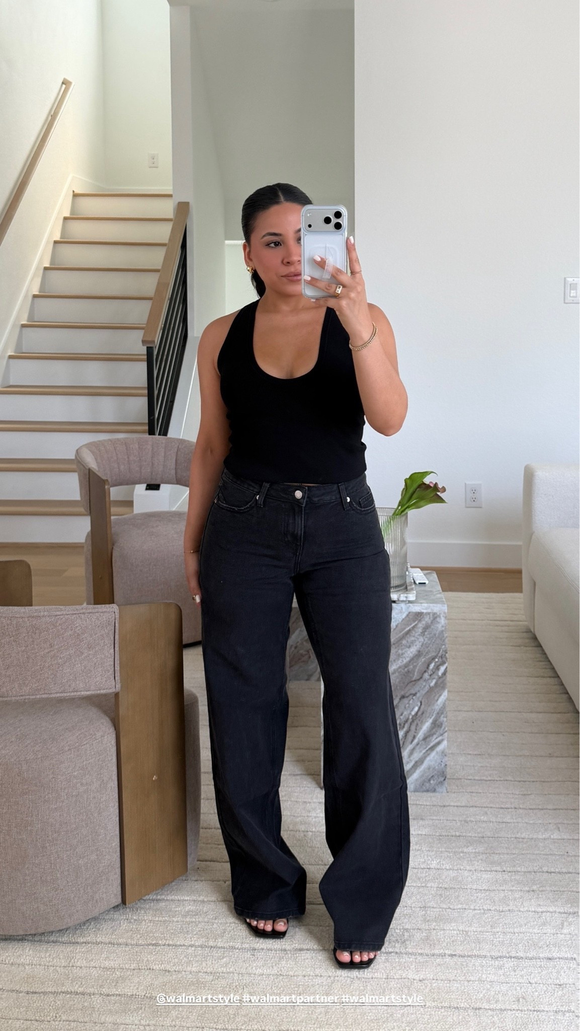 @walmartstyle #walmartpartner #walmartstyle 
Tank: small
Jeans: 2

#LTKootd #LTKSaleAlert #LTKPetite
