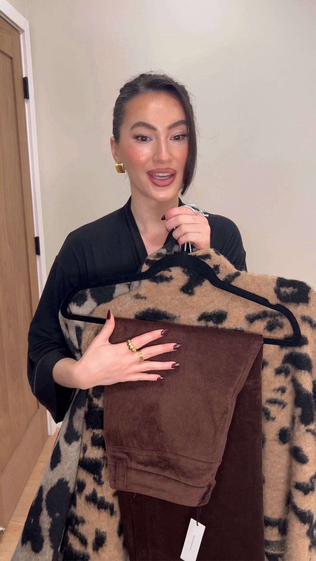 🐆🤎 |  @commense.official 

* discount code “andrangr_12”
* wearing S coat & sweater || M pencil skirt

#commense #commensereview #leopardprint

#LTKSeasonal #LTKootd #LTKgrwm