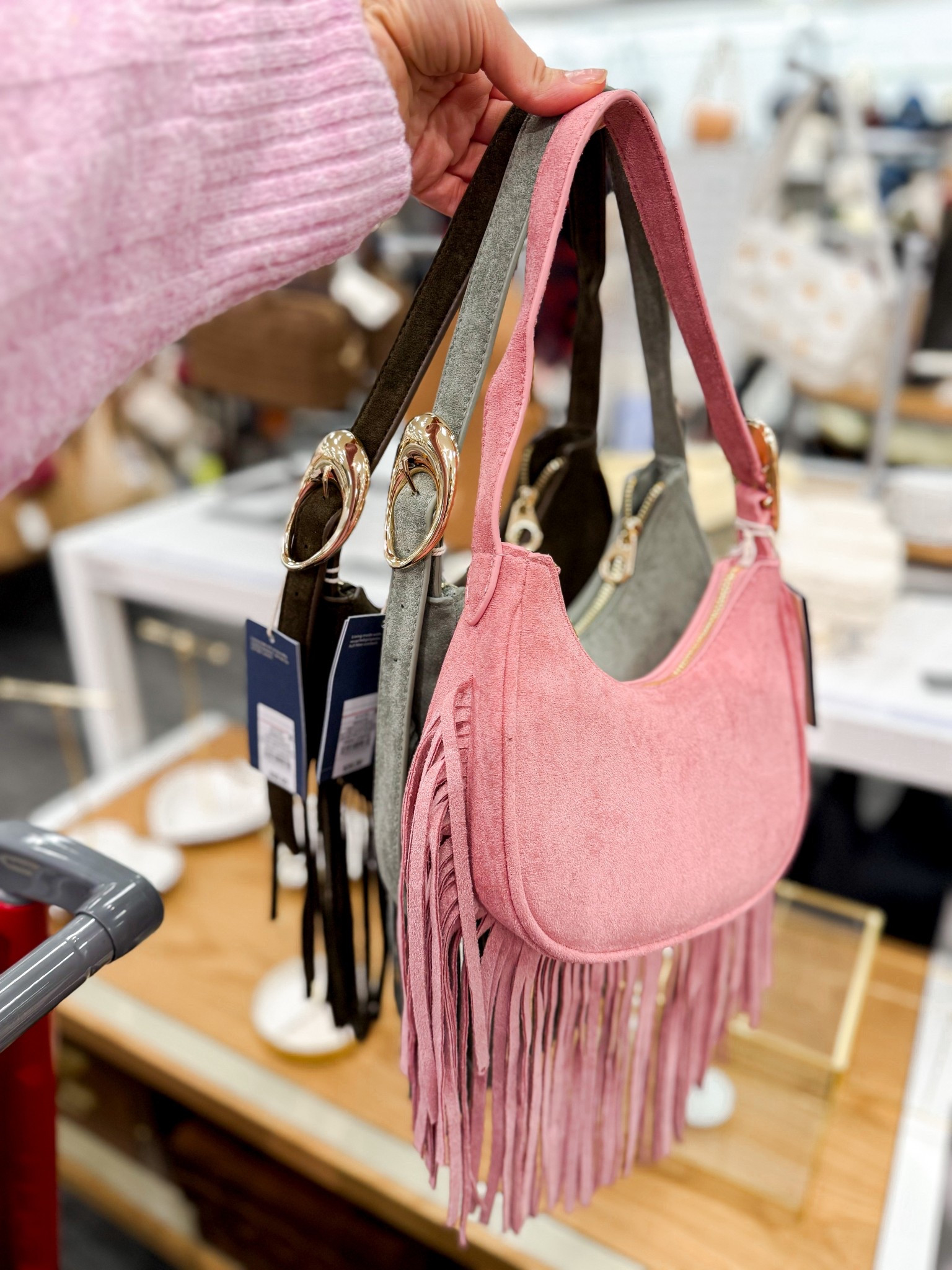 Fringe bags on sale for $28

#LTKSaleAlert