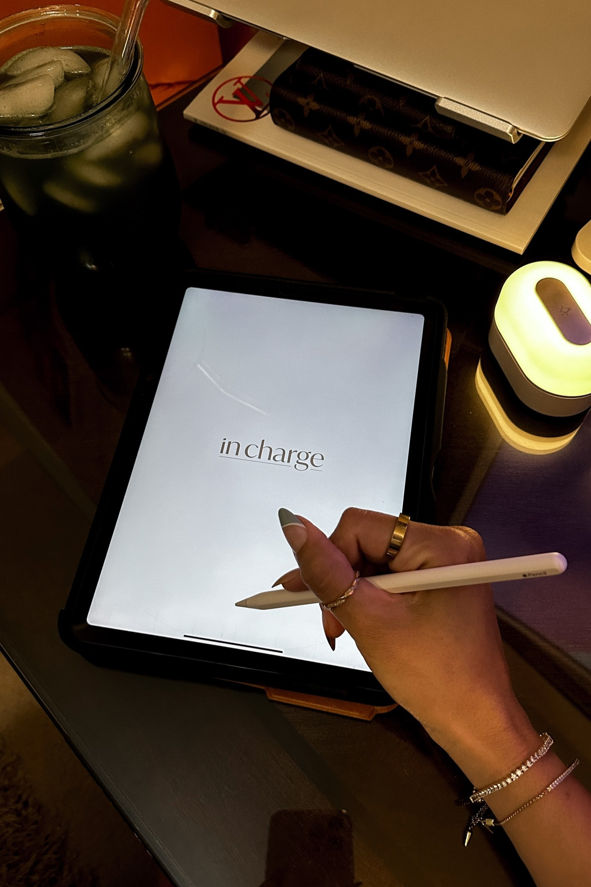 Where’s all my tech Girlies, Just me & my iPAD! 

#LTKGiftGuide #LTKhome #LTKfindsunder100