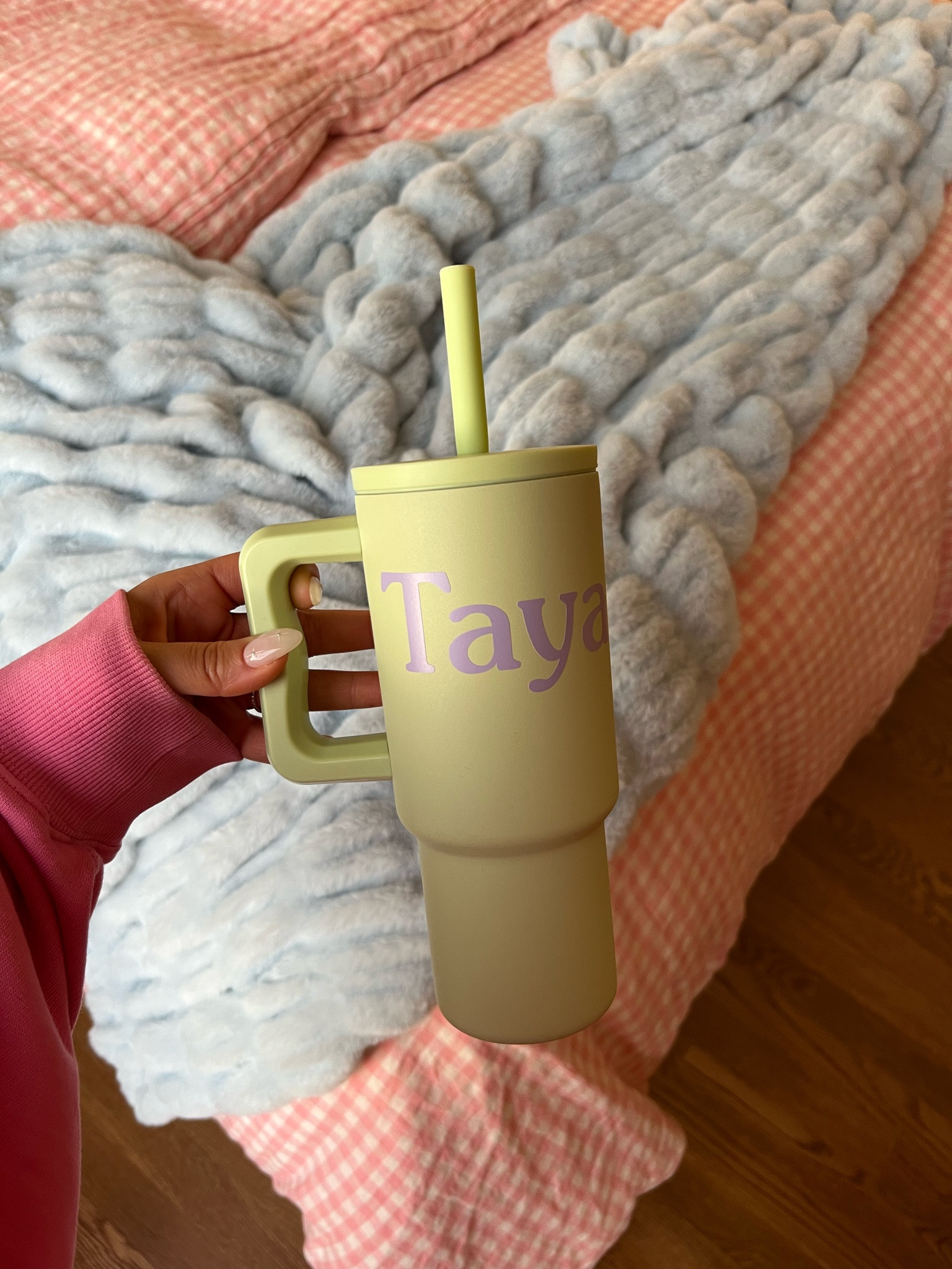 I made this with my new Cricut machine!!! So fun. Little learning curve but just watched YouTube videos to figure it out. So cute!! 

Gift idea, craft, water bottle 

#LTKKids #LTKParties