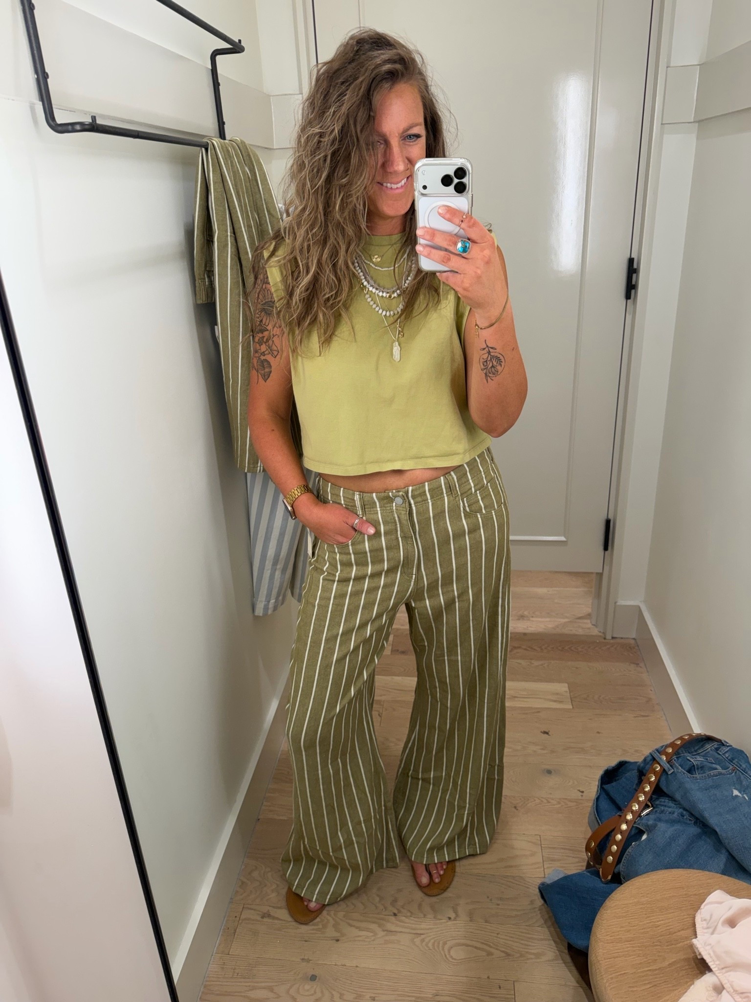 Medium top, 31 regular pants (sized up to wear on hips) also come in tall but sizes are limited

#LTKTall #LTKOver40 #LTKMidsize
