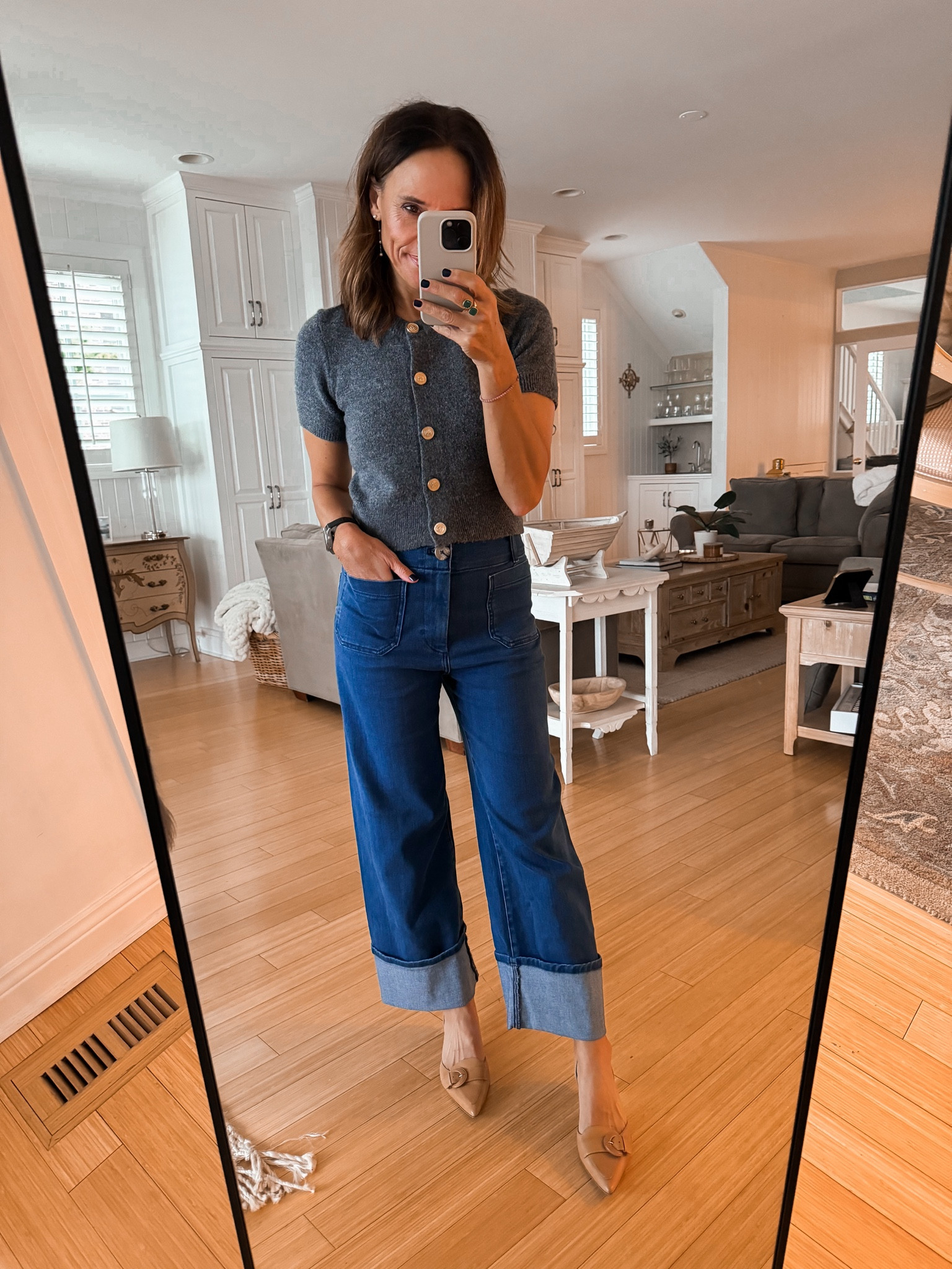 In love…again ❤️



#LTKStyleTip #LTKOver40 #LTKWorkwear