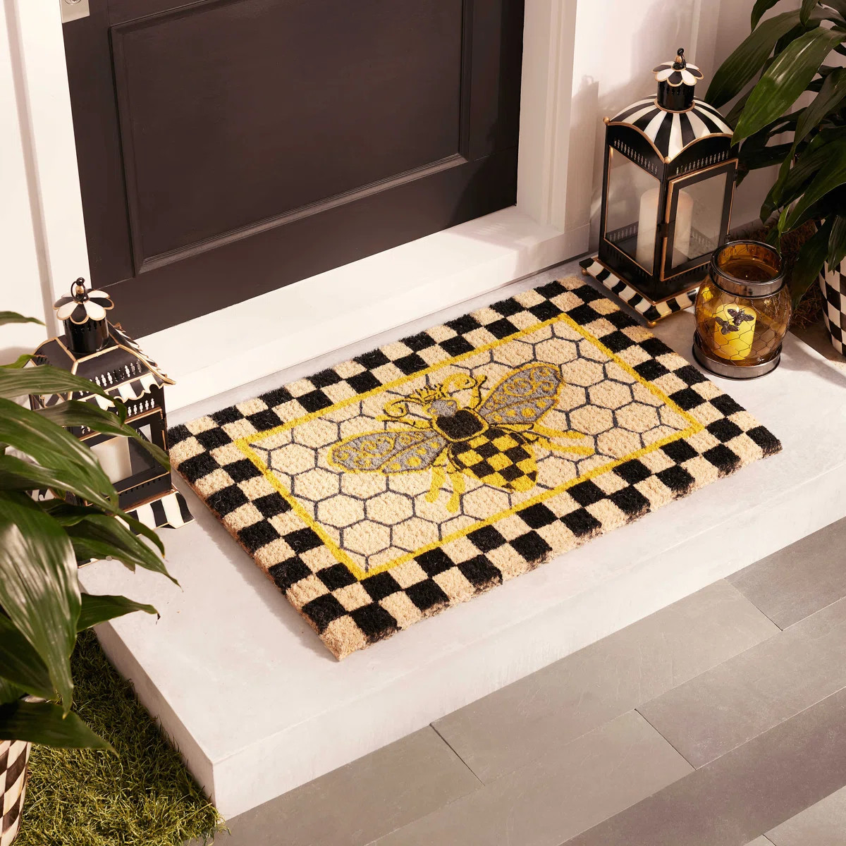 Queen Bee Entrance Mat | Wayfair North America