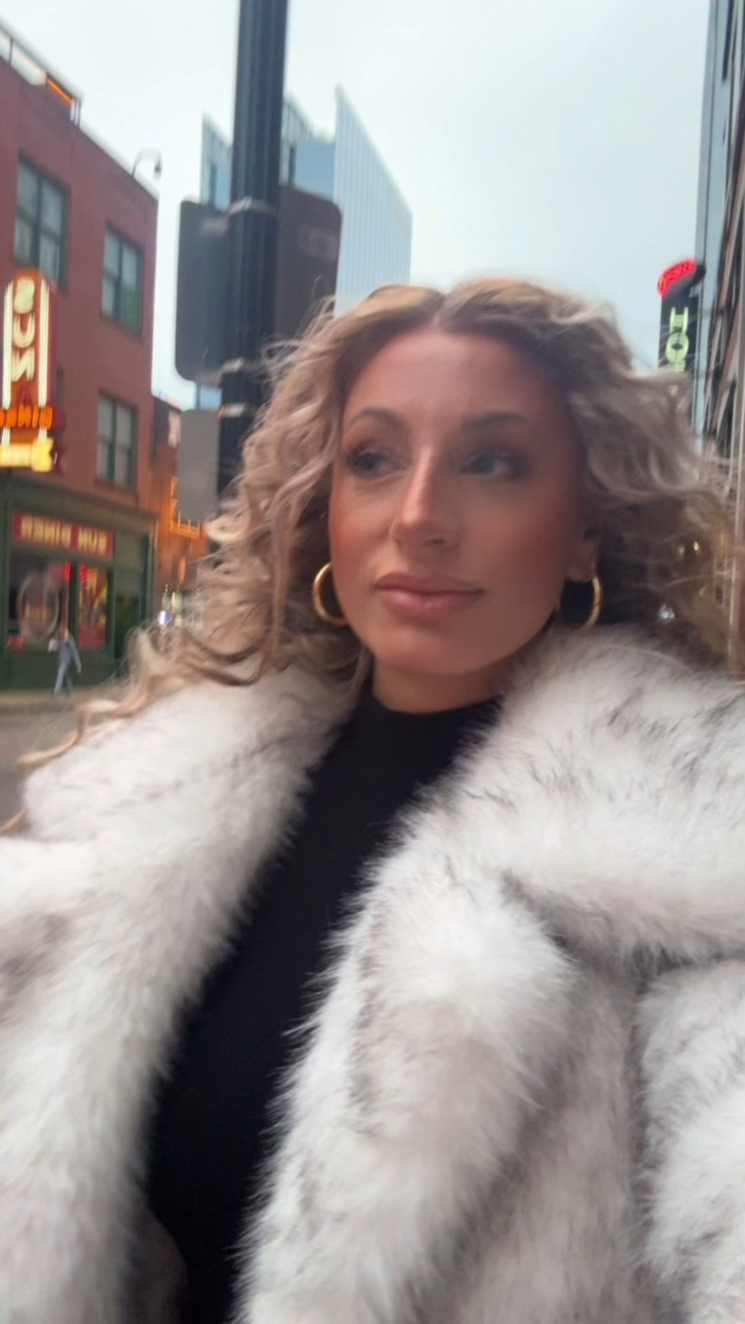 This fur coat is everything! Such good quality, I can’t believe it’s an Amazon find

Amazon find, Amazon fashion, fur coat, fur jacket, winter coat, faux fur, boots

#LTKFindsUnder50 #LTKootd #LTKSeasonal