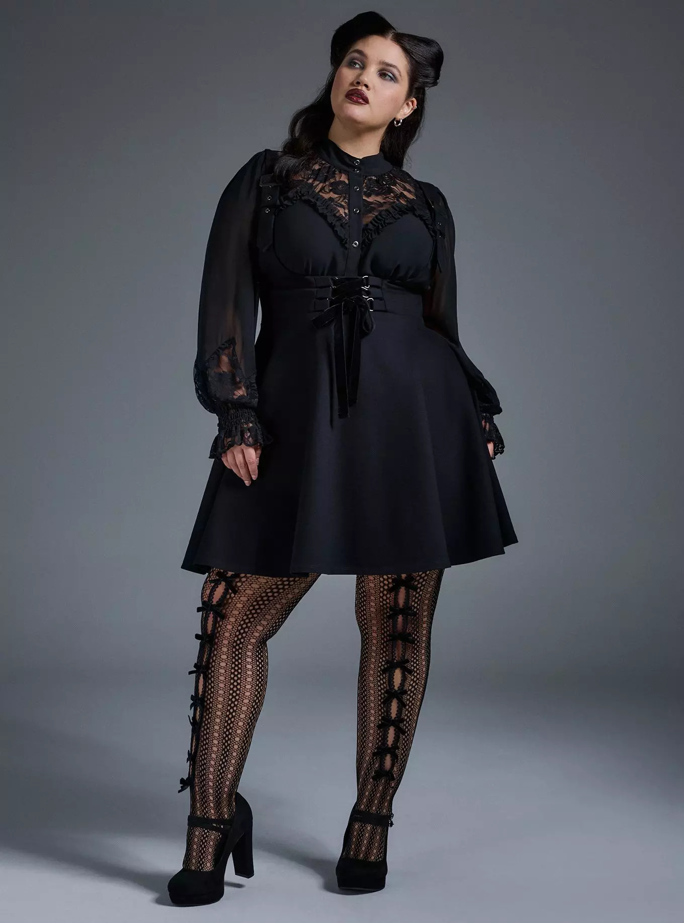 Nightfall Bow Fishnet Tights | Torrid (US & Canada)