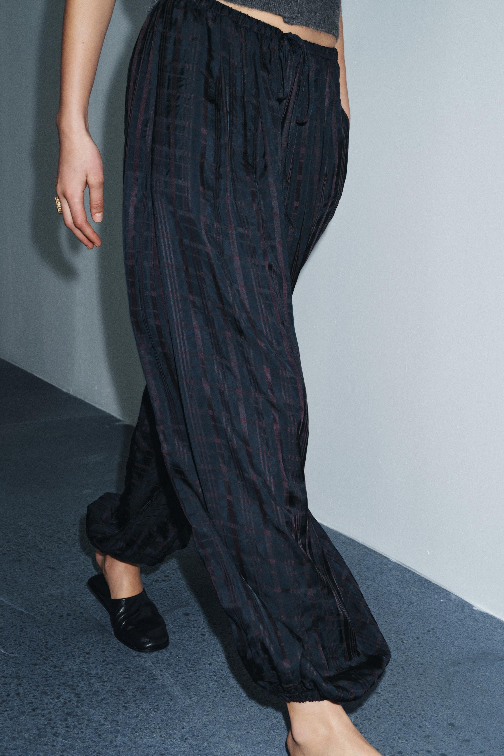 CHECKED BALLOON TROUSERS ZW COLLECTION | Zara UK