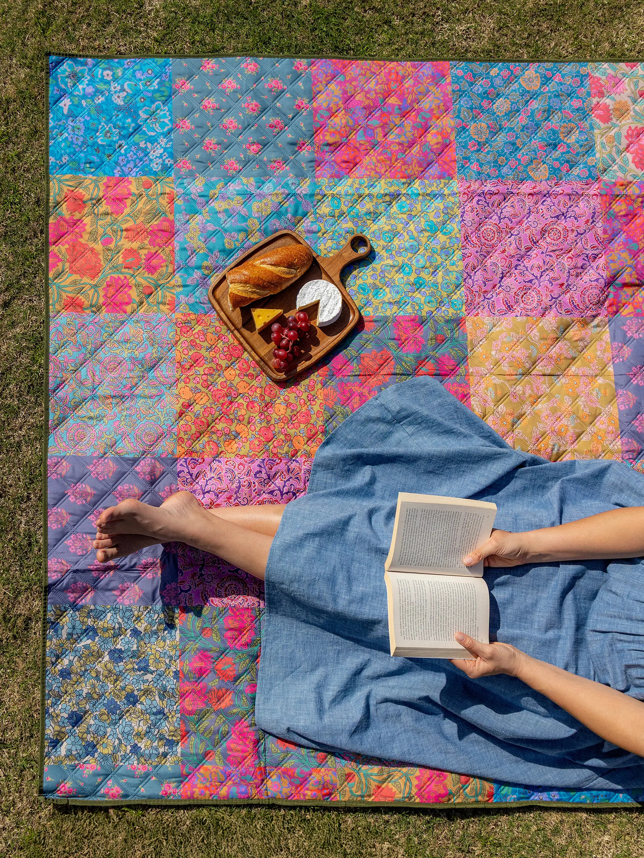 Picnic Blanket Tote | Natural Life