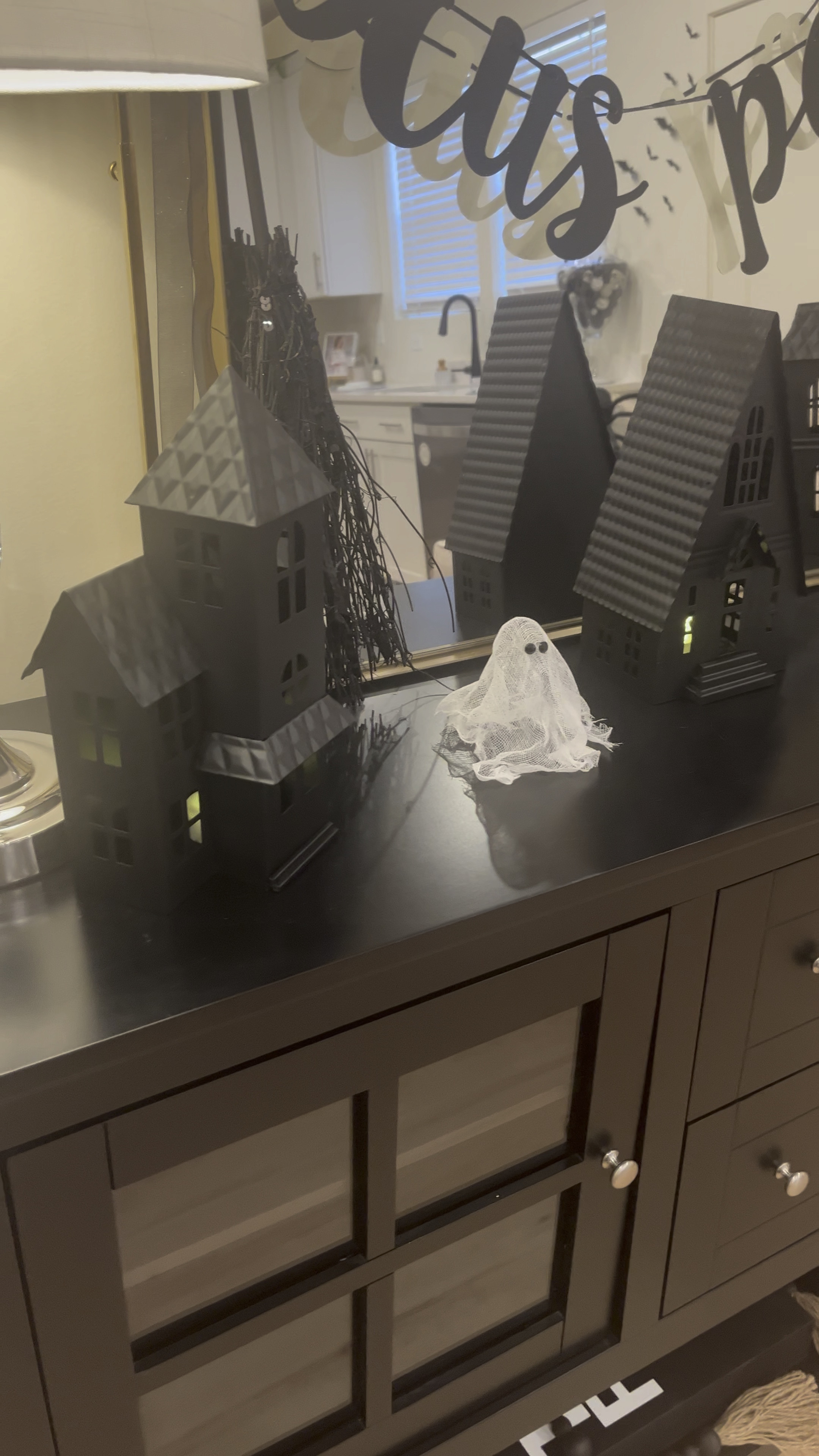 Target
Haunted houses are back in stock! They’re $10 each and will sell out fast.
🖤
Halloween Decor
Haunted houses
Haunted mansion


#LTKHalloween #LTKSeasonal #LTKhome