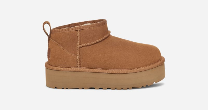 UGG® Kids' Classic Ultra Mini Platform Suede Classic Boots in Chestnut, Size 4K | UGG (US)