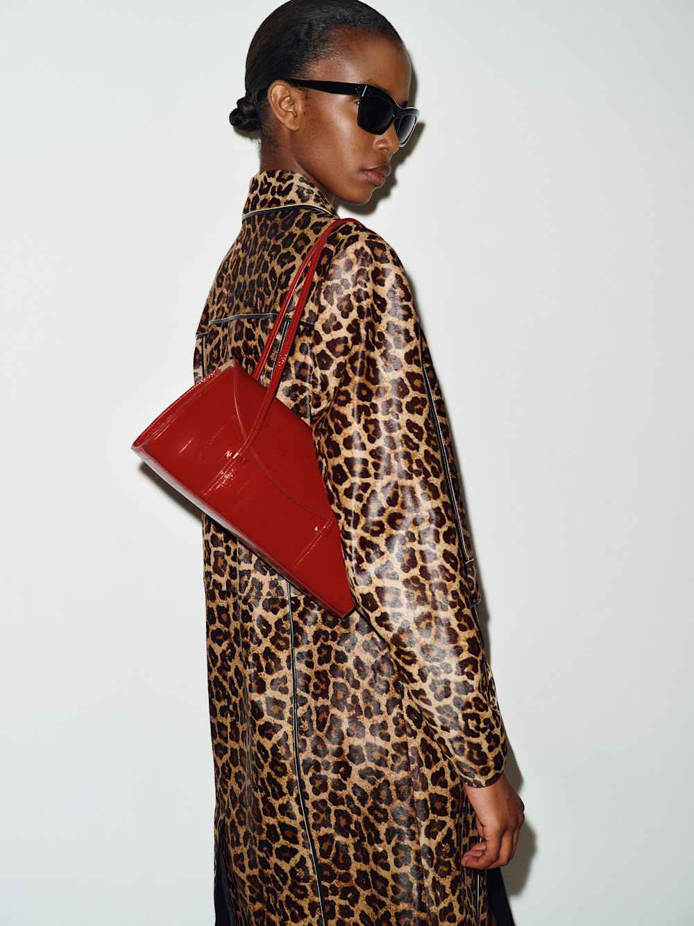 Elena Shoulder Bag | Reformation (Global)