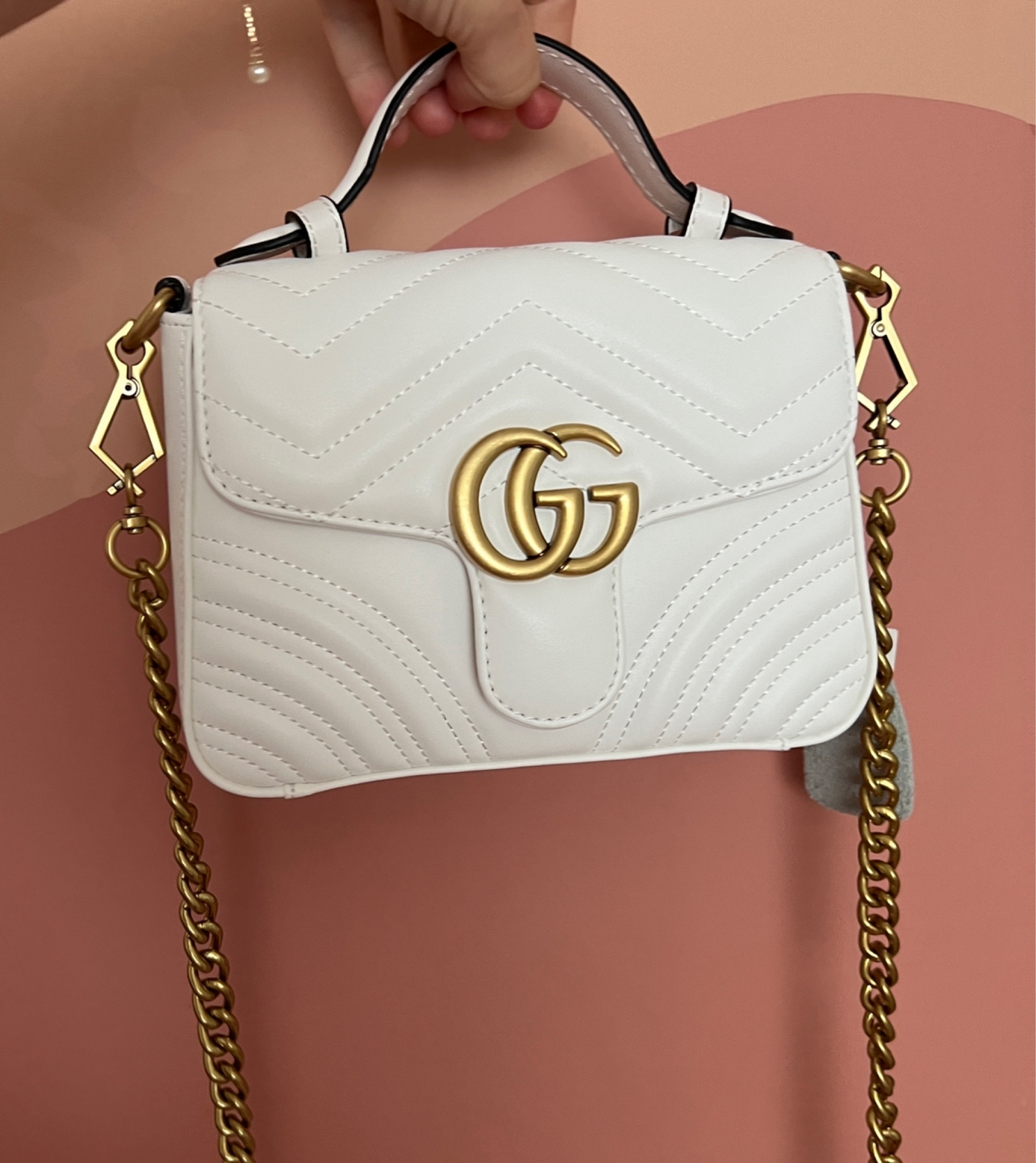 The cutest crossbody bag is finally available 🙌🏼 under $90