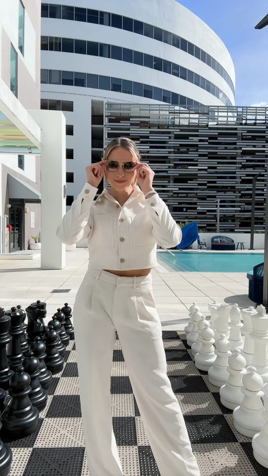 Full Aritzia outfit 🤍

#LTKSeasonal #LTKstyletip