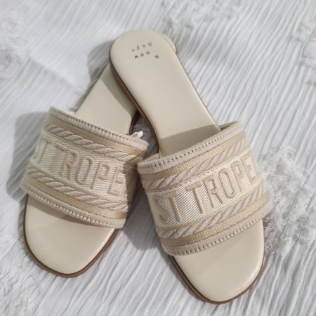 Obsessing over these $25 luxe look sandals.  So perfect for spring break! 

#LTKfindsunder50