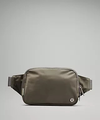 Everywhere Belt Bag Large 2L | Lululemon (US)