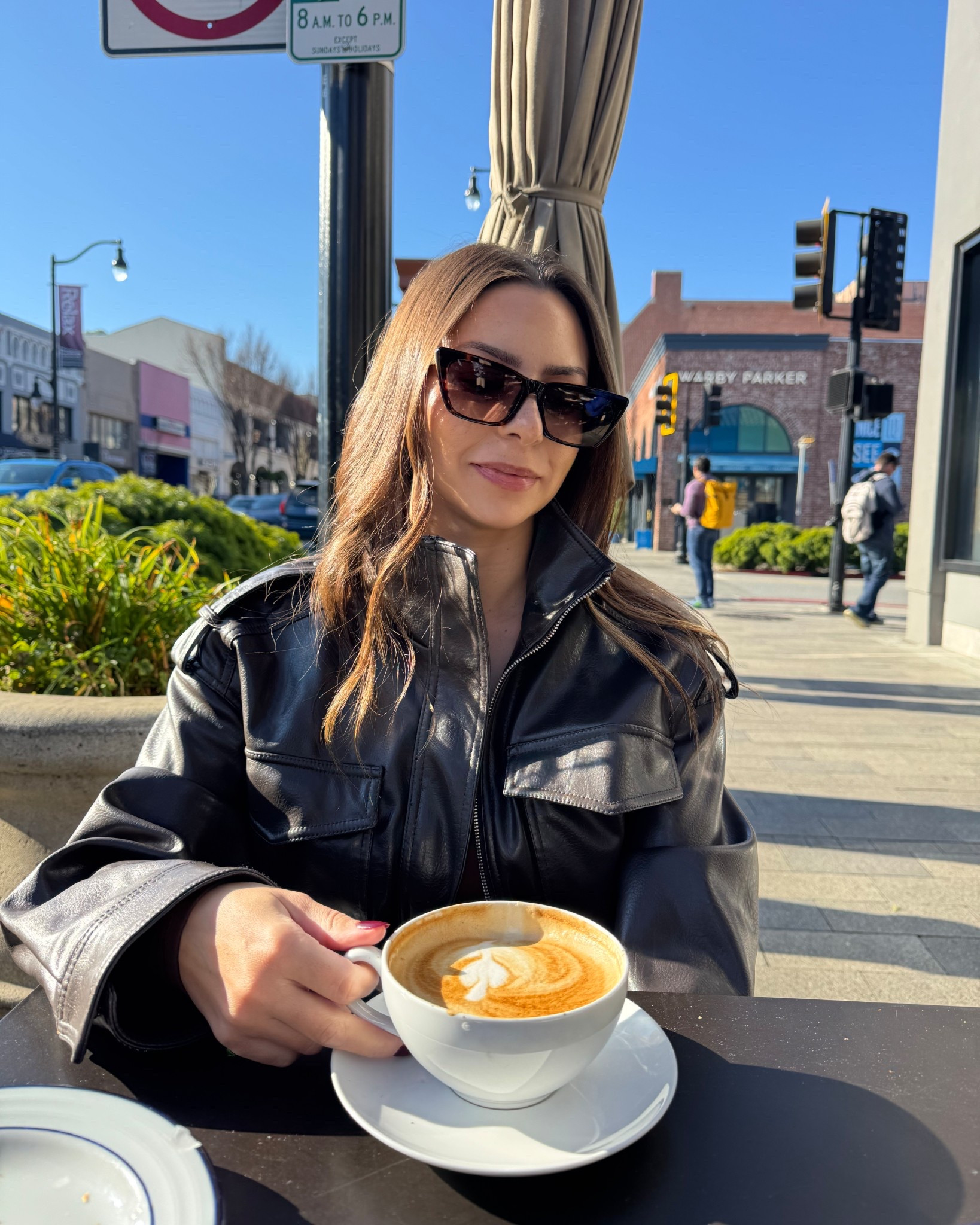 Dezi sunglasses
Zara faux leather jacket (4749/701/832, 4749/801/800)

Cat eye sunglasses, brown sunglasses, tortoise sunglasses, faux leather jacket, funnel neck jacket, coffee date

#LTKSeasonal #LTKdayinmylife #LTKPetite
