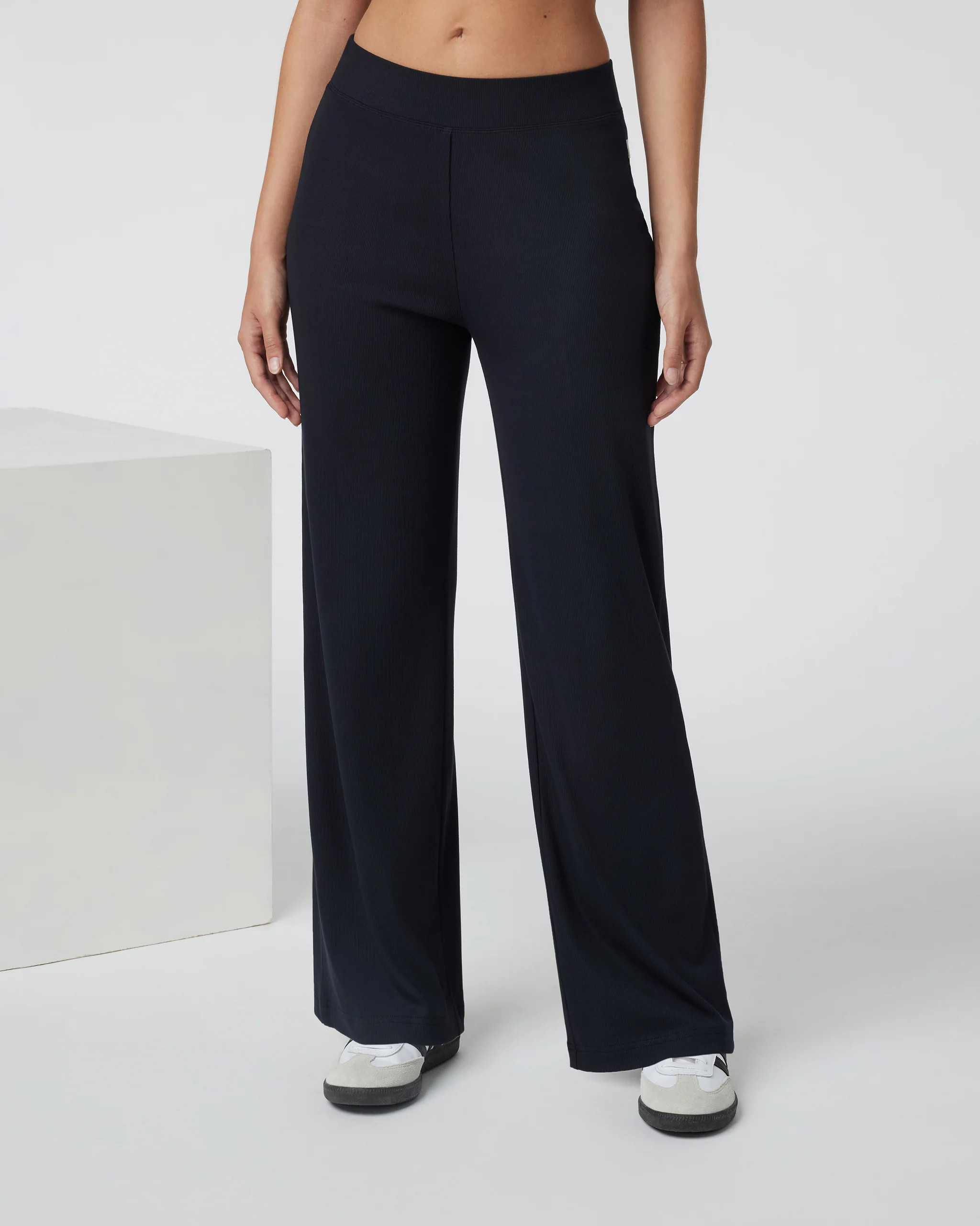 Pose Pant | Vuori Clothing (US & Canada)