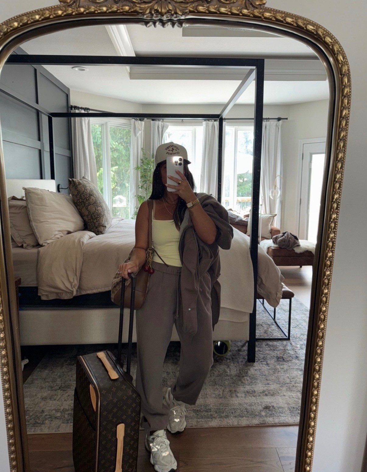 Airport outfit 🌴✈️

#LTKTravel #LTKSeasonal #LTKootd