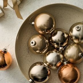 Medium Gold Ornaments (Set of 9) | West Elm (US)