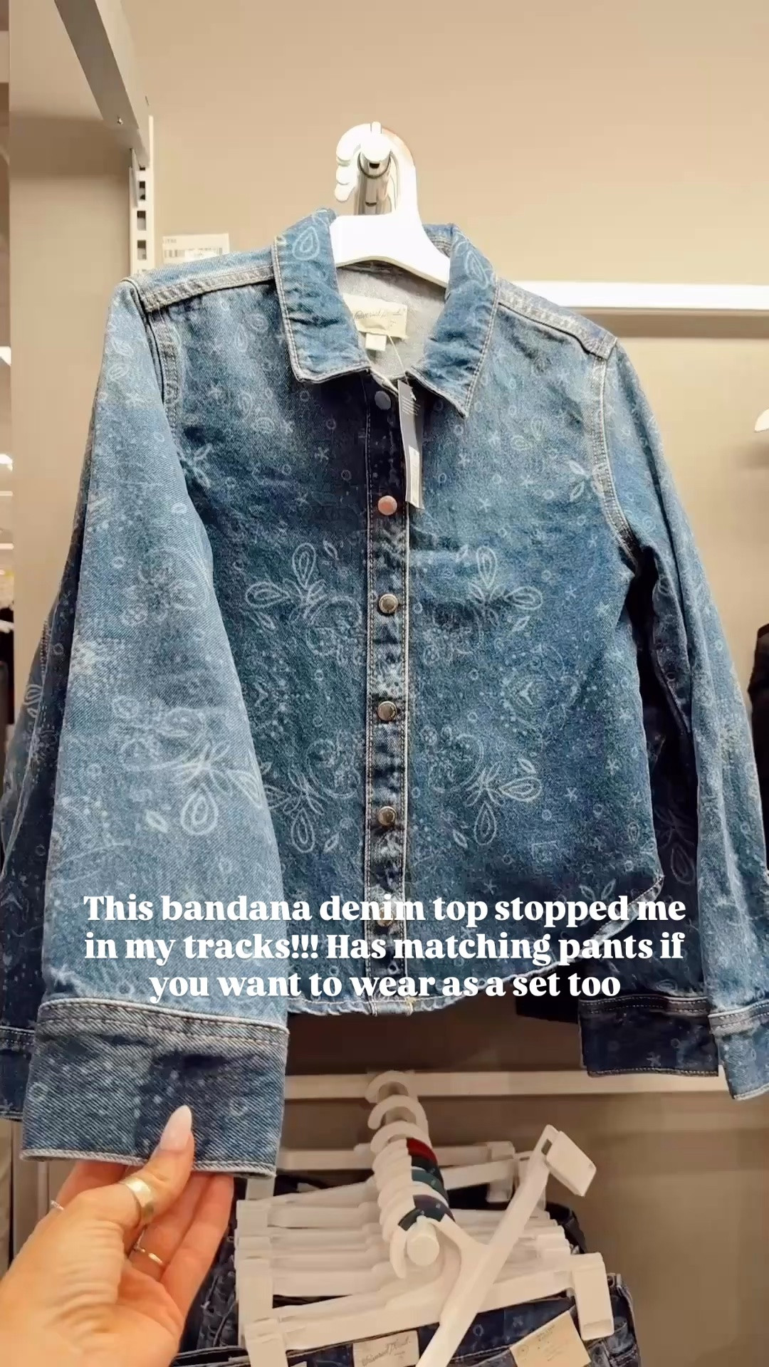 🤍 New denim top I found in store & IMMEDIATELY stopped to see it! 

Would be perfect for a western concert, Nashville outfit or just as a cute set!

#LTKdayinmylife #LTKmomlife #LTKootd