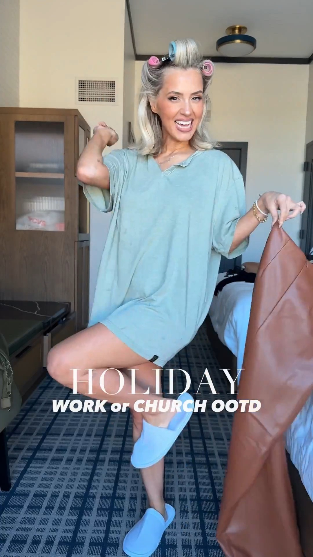 Holiday work party or church OOTD😍

Obsessed with this skirt! Under $100 and has the perfect amount of stretch. Wearing size XS! 

Exact turtleneck is so old buttttt get yourself the linked turtleneck + add the shoulder pad inserts 😮‍💨 for a more structured elegant look! 


#LTKgrwm #LTKootd #LTKHoliday