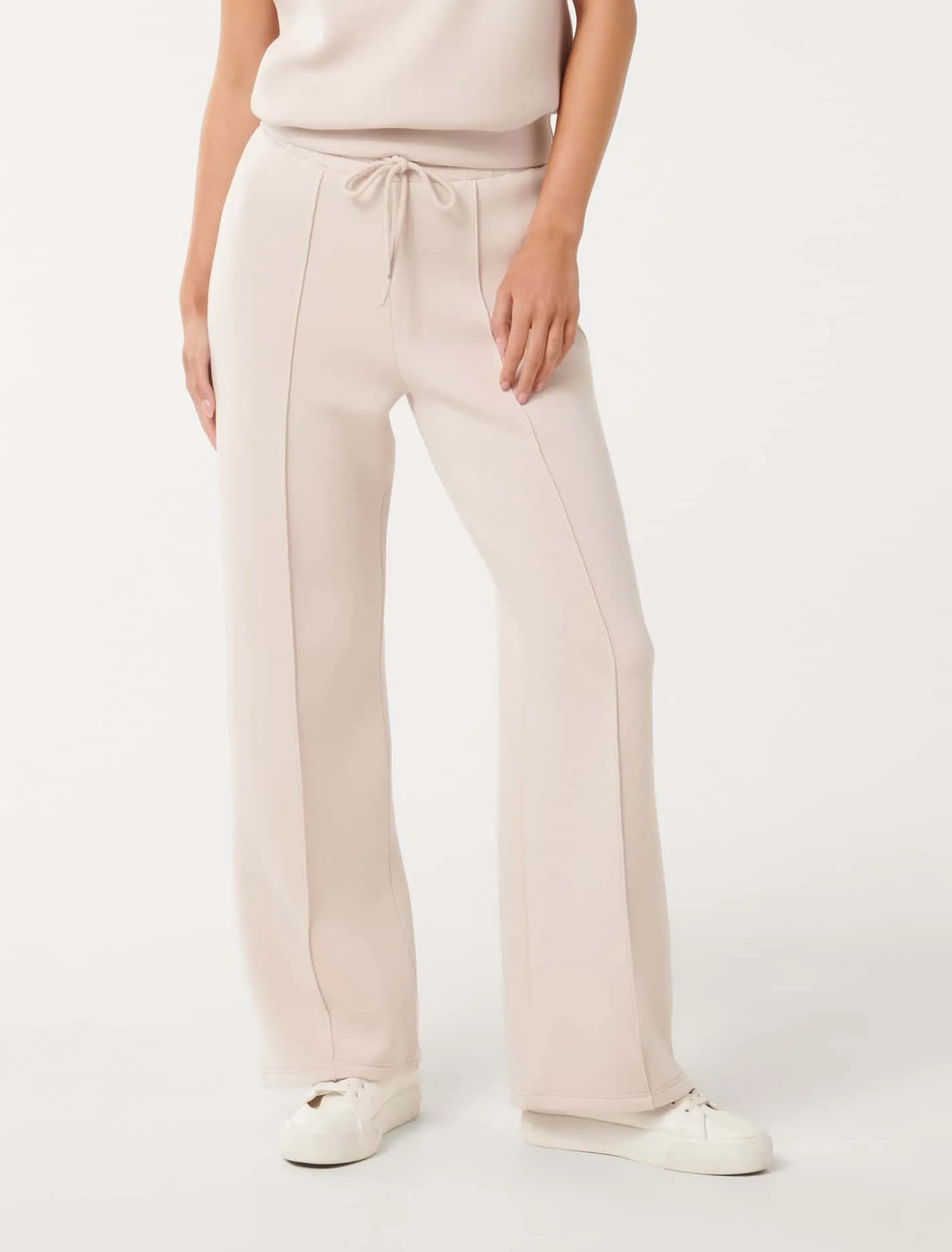 Tiana Wide-Leg Sweatpants | Forever New (AU)