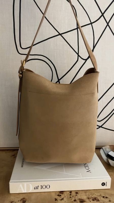 Perfect everyday bag 

#LTKStyleTip #LTKVideo #LTKItBag