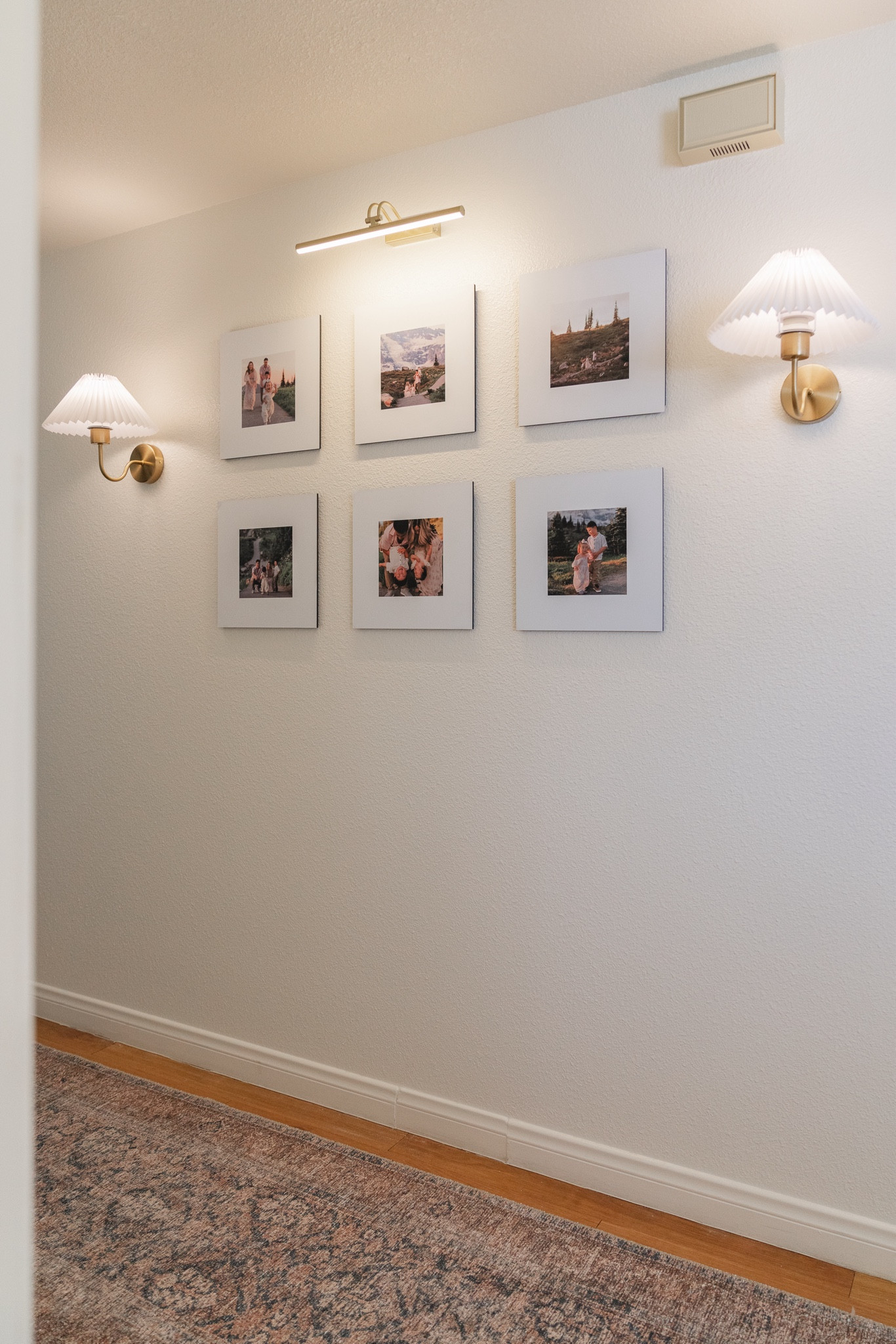 Affordable Gallery Wall Lighting 💡

#LTKFindsUnder100 #LTKHome #LTKFindsUnder50