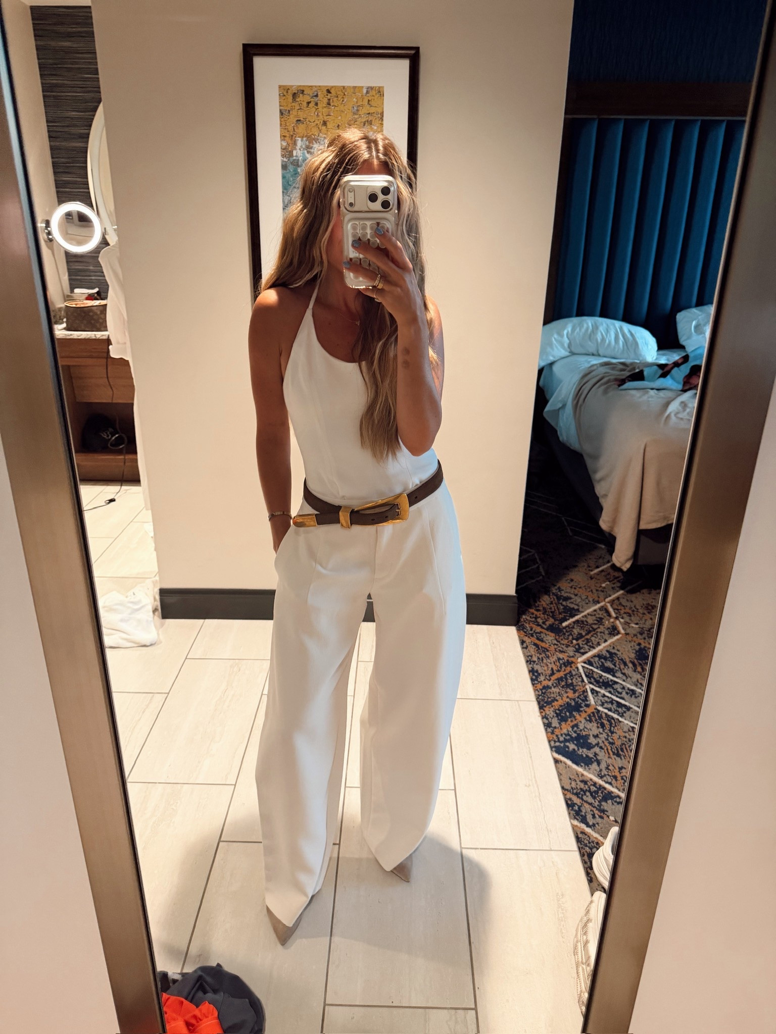 Monochrome, halter top, barrel pants, Aritzia, outfit idea, date night outfit

#LTKSeasonal #LTKootd