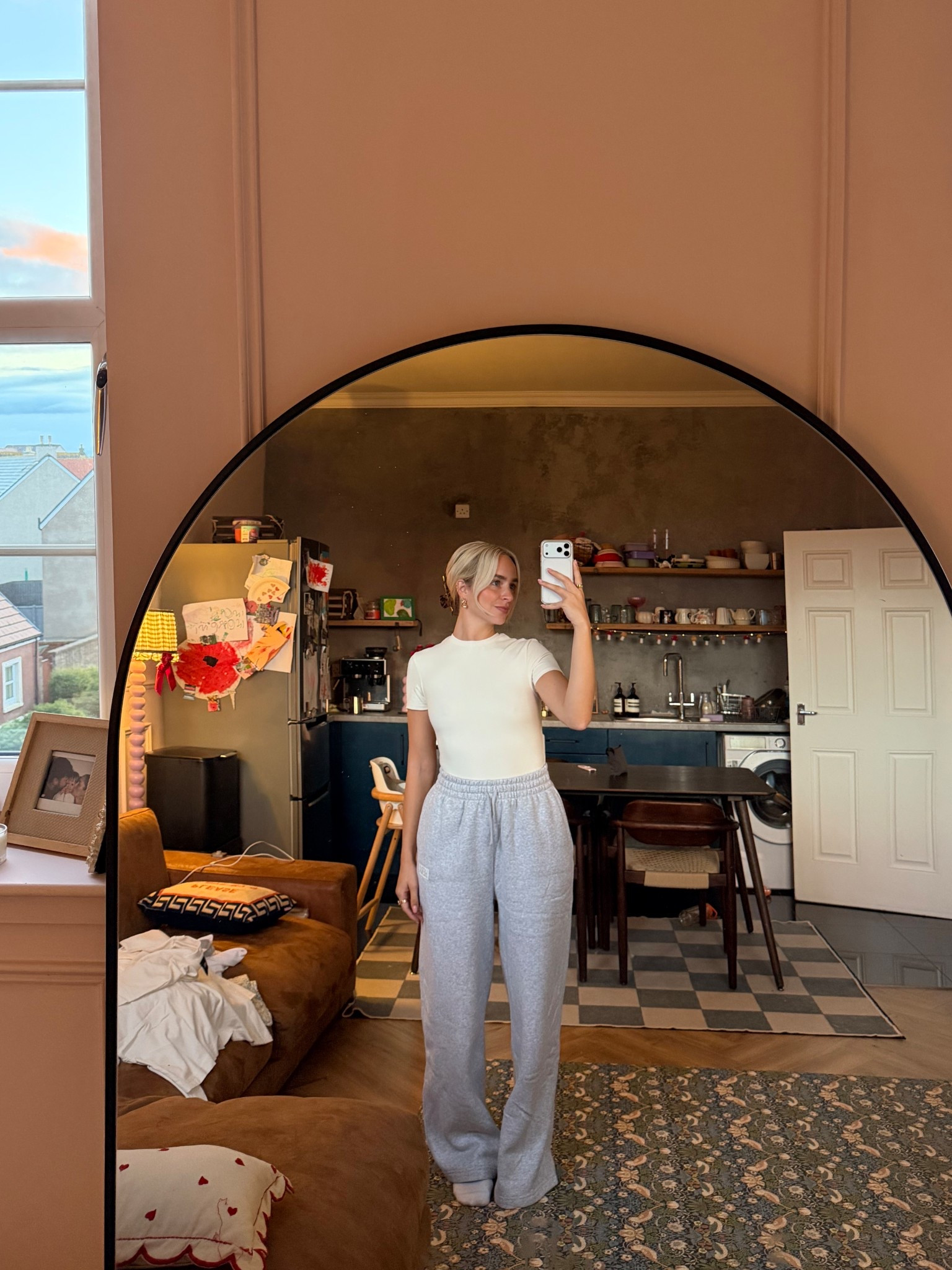 Thick joggers and butter soft top! Size small in the top and xs in the joggers! (Usually a size uk8) 🧈

#LTKwinter #LTKCyberWeek #LTKuk