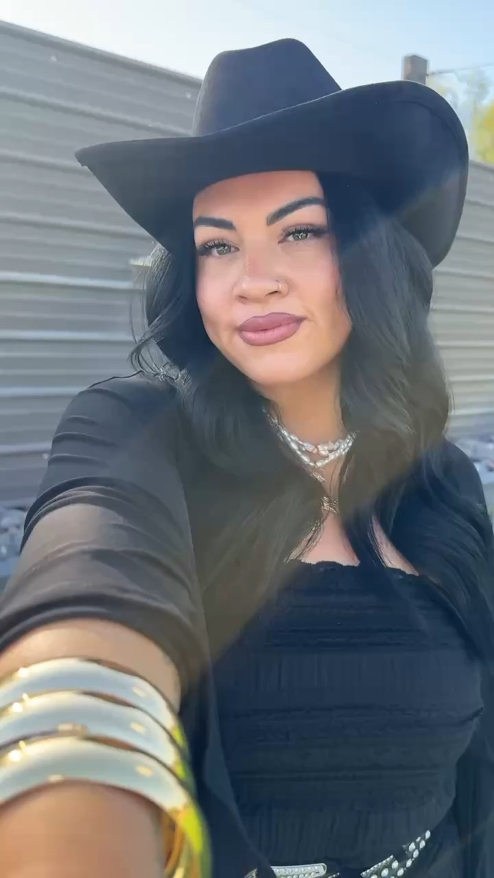 Tori is a size 0 in everything and Chloe is a size 1 in everything! 

Torrid, torrid midsize, black outfit, rodeo outfit, stage coach outfit, Tori block

#LTKdayinmylife #LTKootd #LTKgrwm