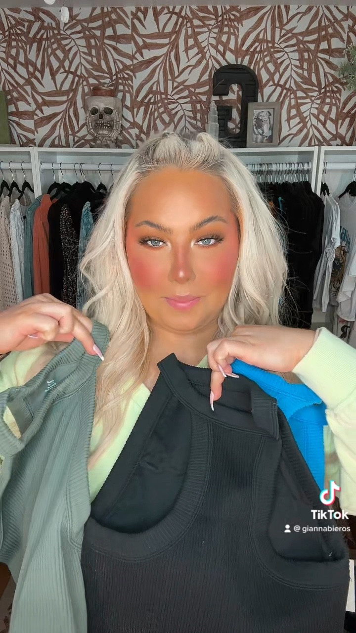 XL TOP

#LTKsalealert #LTKcurves #LTKstyletip