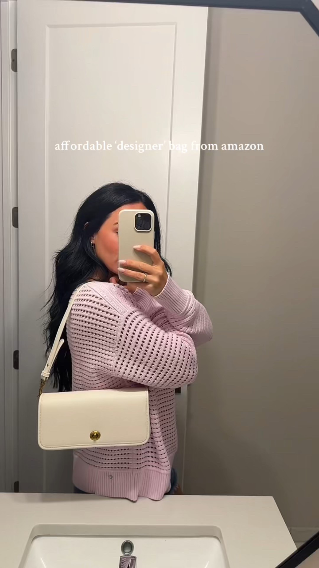 Affordable designer inspired bag from Amazon! ✨

Looks a lot like the coach one!! Great quality and the packaging is so good. 

 you can find this bag 🔗 on my LTK in the Amazon section 🩷

#LTKSummerEdit #LTKItBag #LTKFindsUnder50