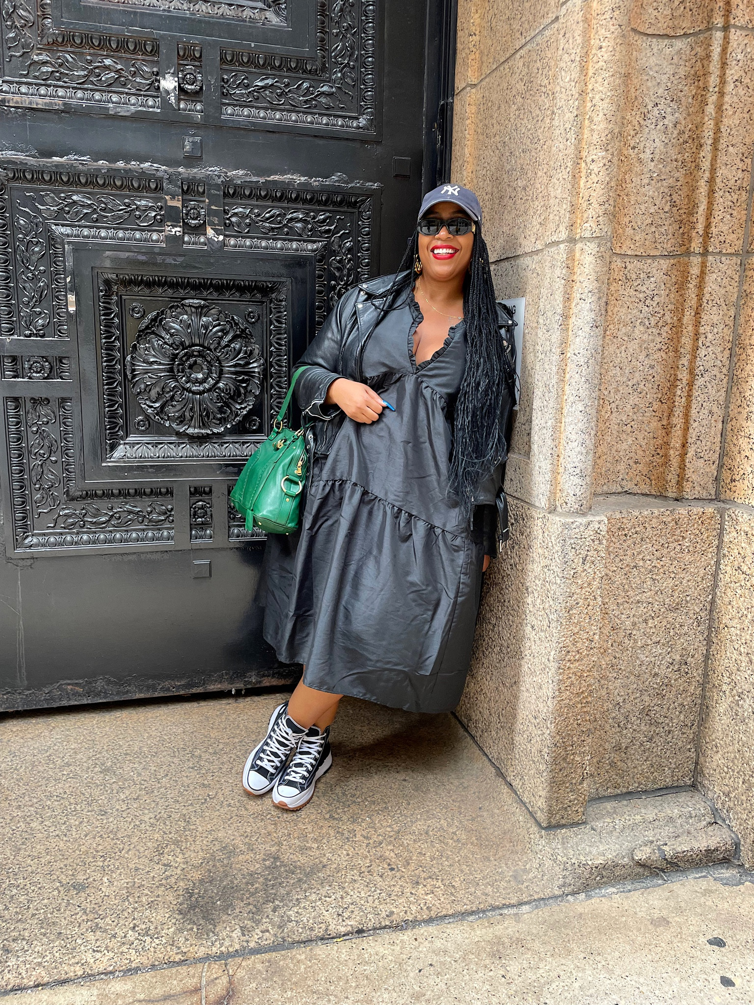 all black with a pop 💚

#LTKcurves #LTKstyletip