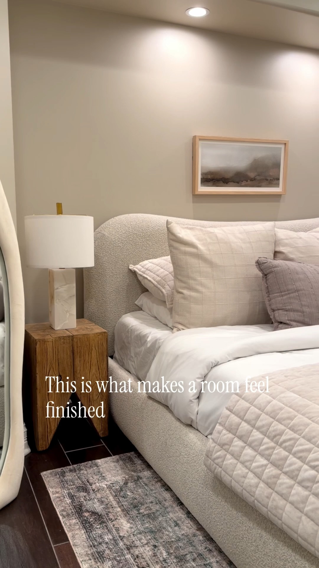 The smallest detail that makes a room feel finished… lighting ✨

Linking the exact lamp + a few similar options that give the same elevated look without the designer price.

#LTKHome #LTKSaleAlert