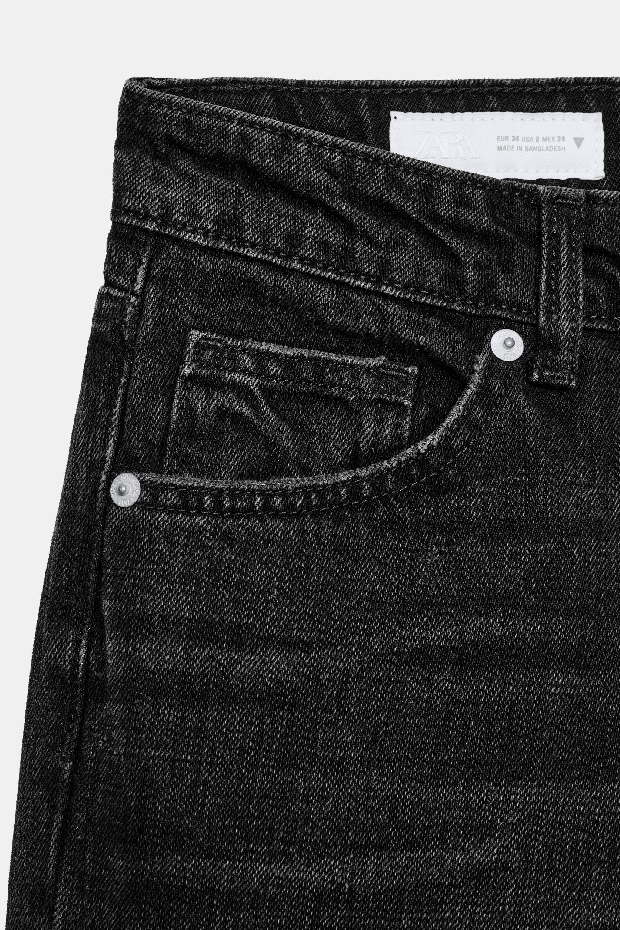 LOW-RISE - WIDE LEG - FULL LENGTH. Five-pocket low-rise jeans. Wide, full-length leg. Front zip f... | Zara US