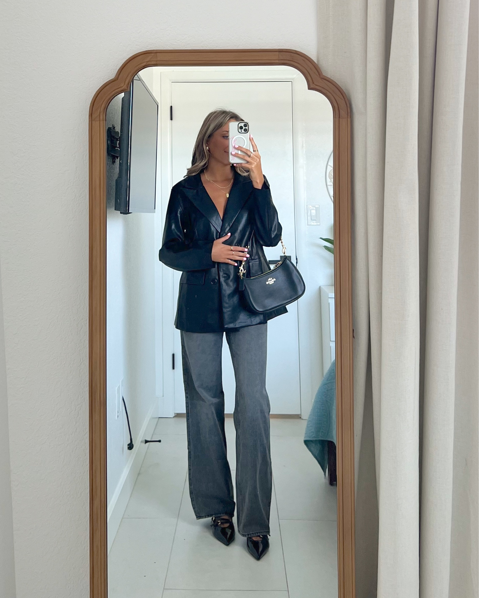 holiday outfit idea from Princess Polly ❤️🎄code MCKENZ20 for 20% off your purchase. The perfect Christmas outfit / new years outfit 