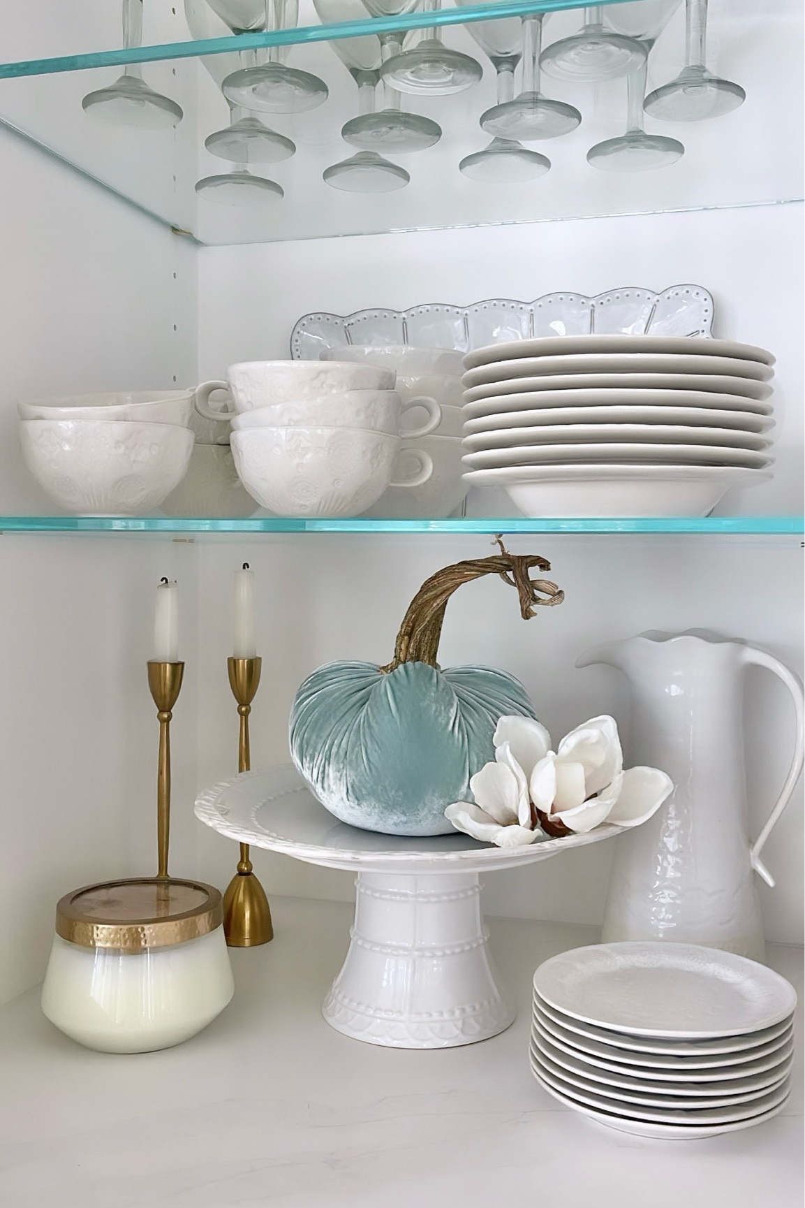 Dishes, dinnerware, cake stands, candle, candlesticks, velvet pumpkins 

#LTKhome