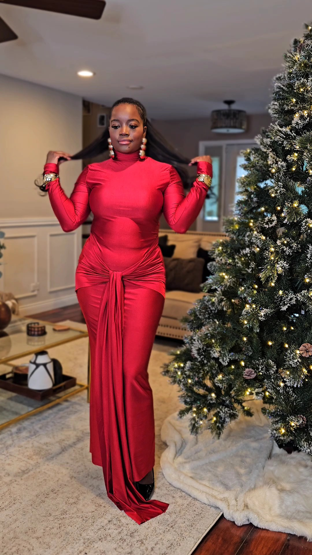 The perfect holiday dress!

#LTKHoliday #LTKootd #LTKMidsize