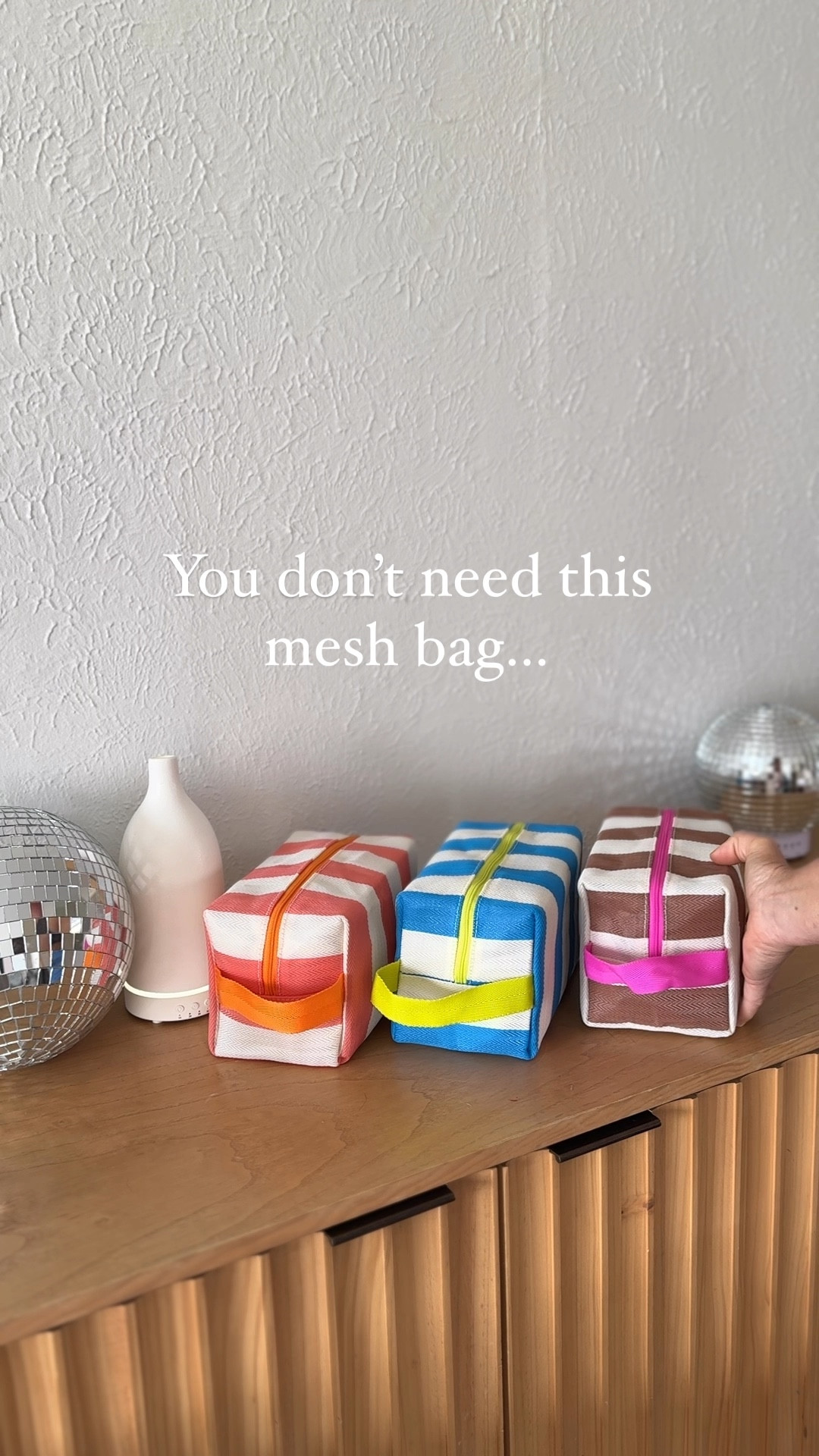 The perfect Mesh zipper pouch for Summer 

#LTKitbag #LTKSeasonal #LTKfindsunder50