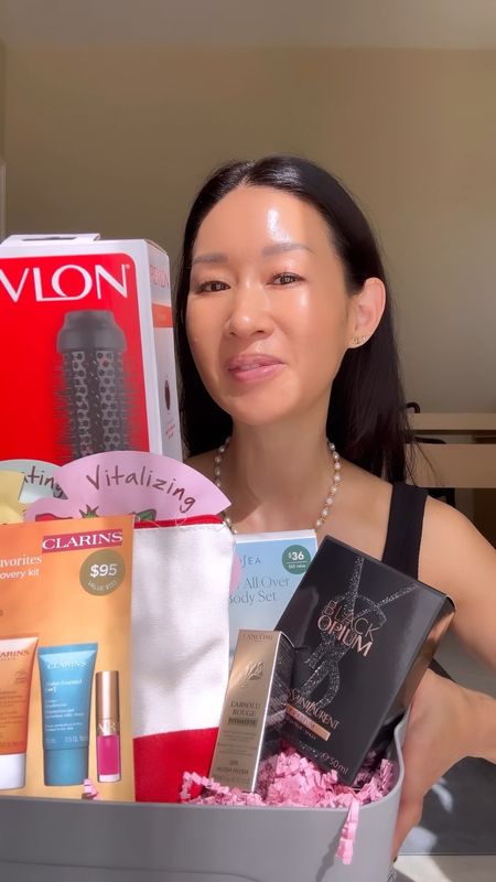 #ad I’m spoiling my mom this Mother’s Day with these beauty gifts from @ultabeauty. From anti aging skincare, to clean beauty bodycare, to a luxury fragrance and lipstick, my mom is going to love these gifts! Pamper your mom (or yourself) and find these and much more at #ultabeauty linked below! #ulta #LTKMothersDay #ltkbeauty #ltkfindsunder50

#LTKVideo #LTKover40 #LTKGiftGuide