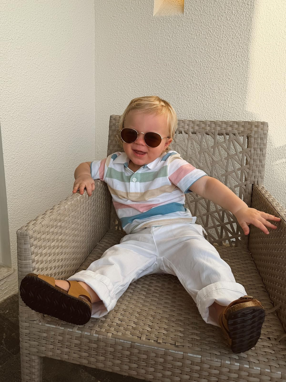 Earns revenue | Amazon (US)